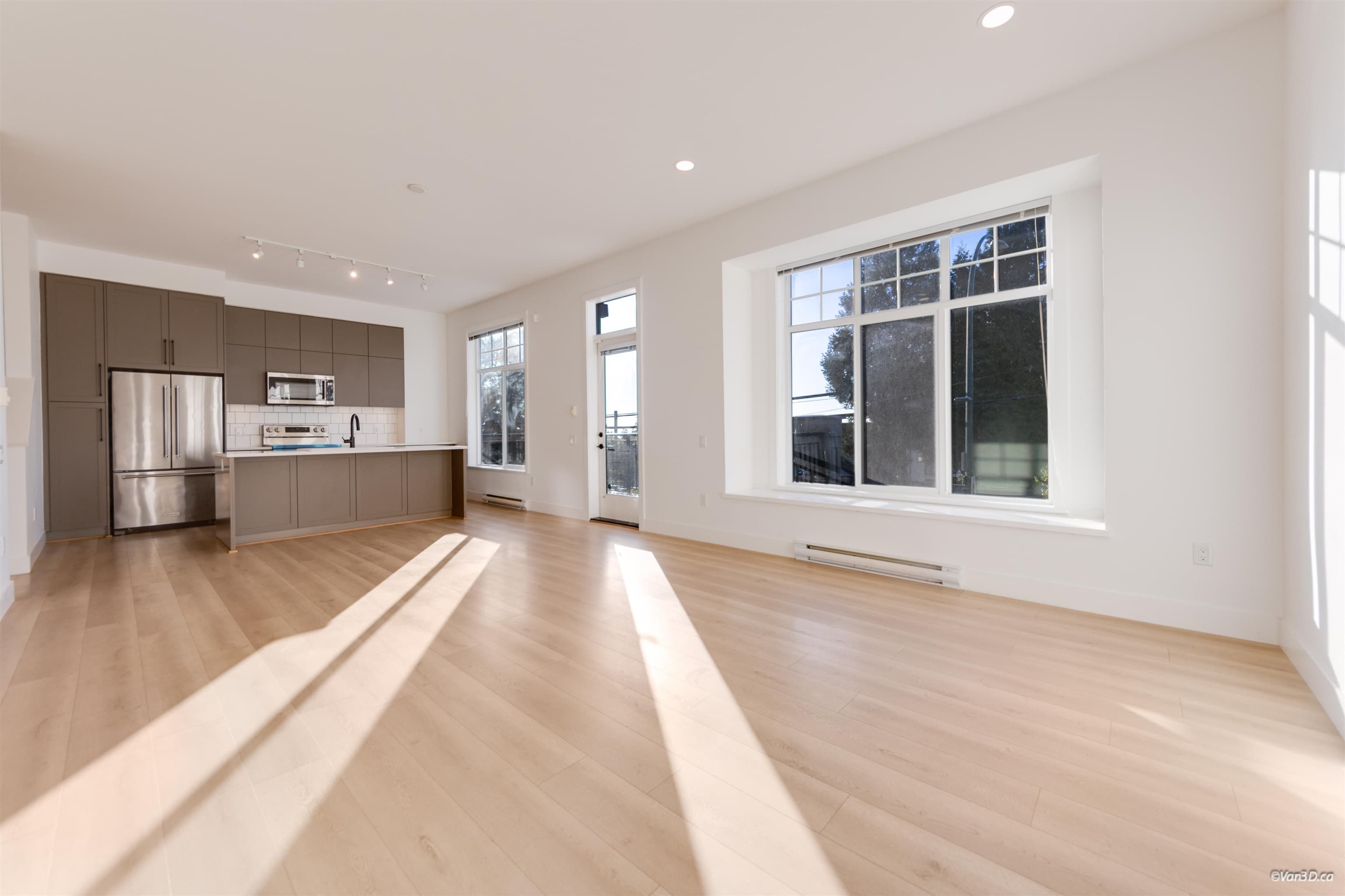 31 - 1221 Rocklin Street, Coquitlam