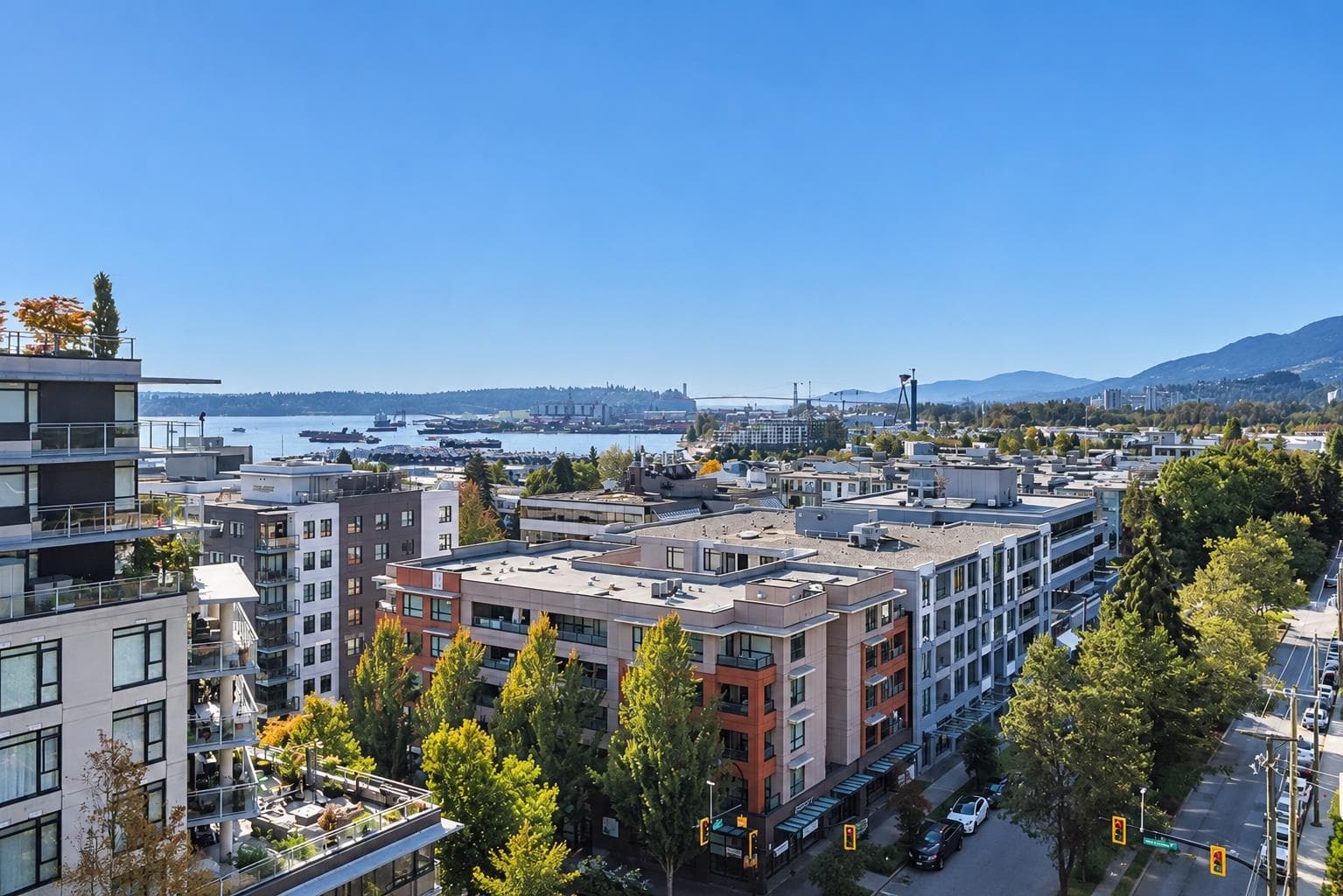 1004 - 170 W 1st Street, North Vancouver