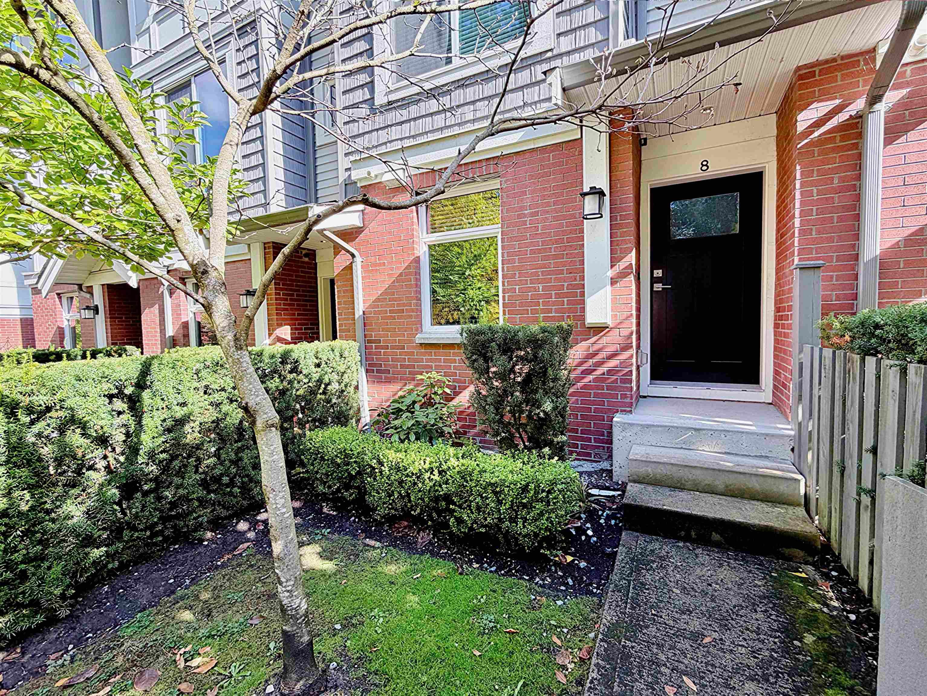 8 - 9718 161a Street, Surrey