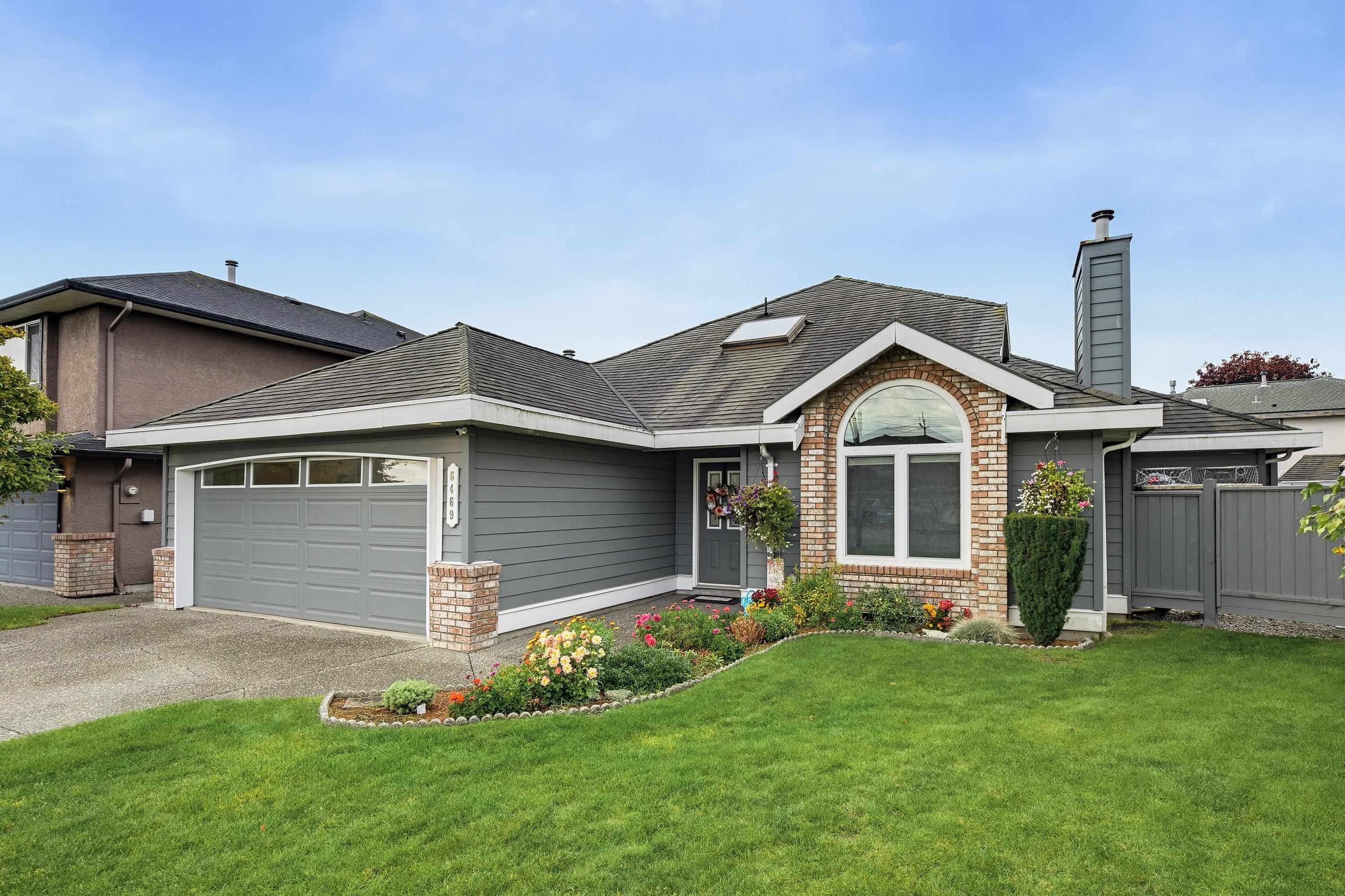 6469 Meadow Place, Ladner