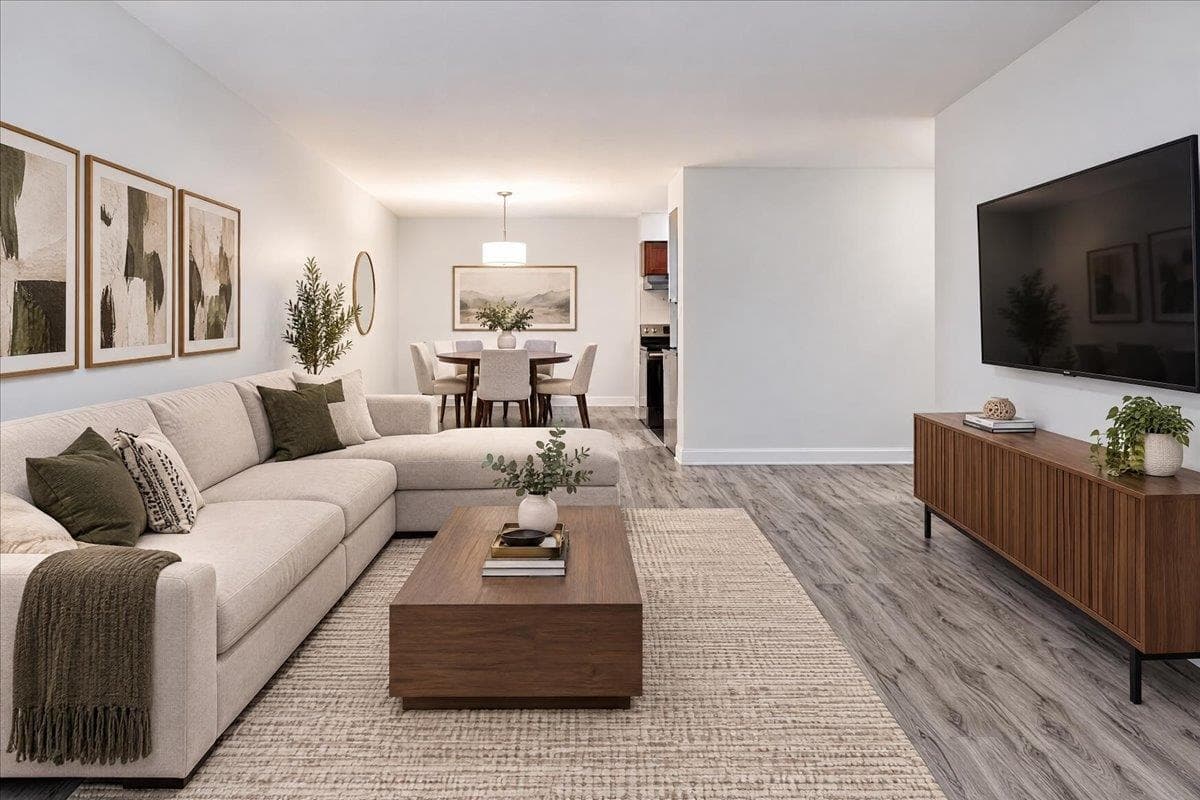 419 - 9867 Manchester Drive, Burnaby