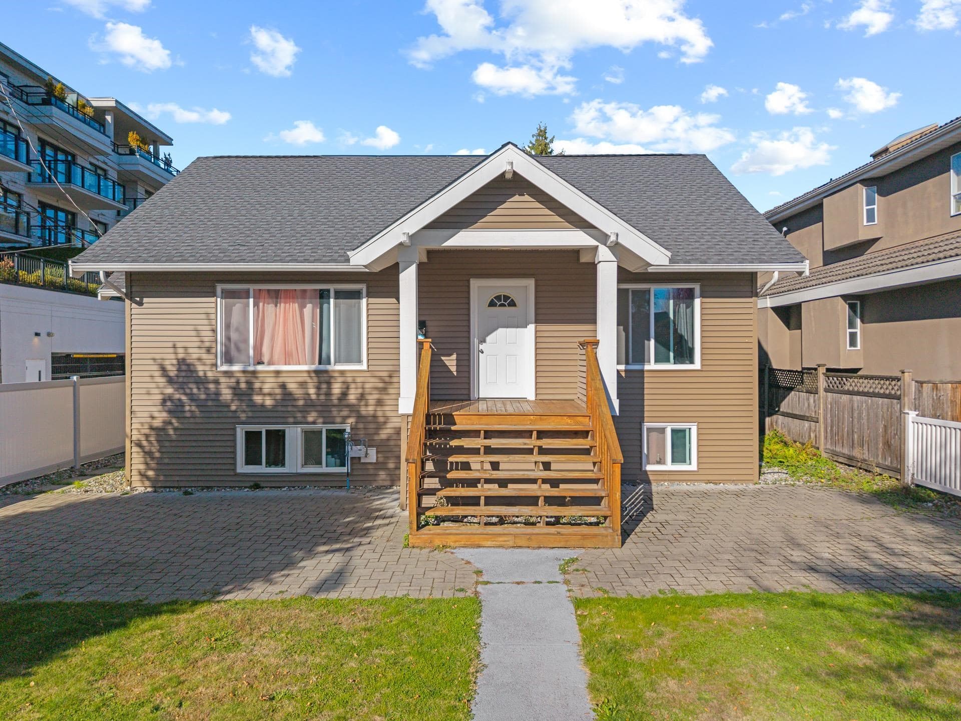 2079 W 46th Avenue, Vancouver