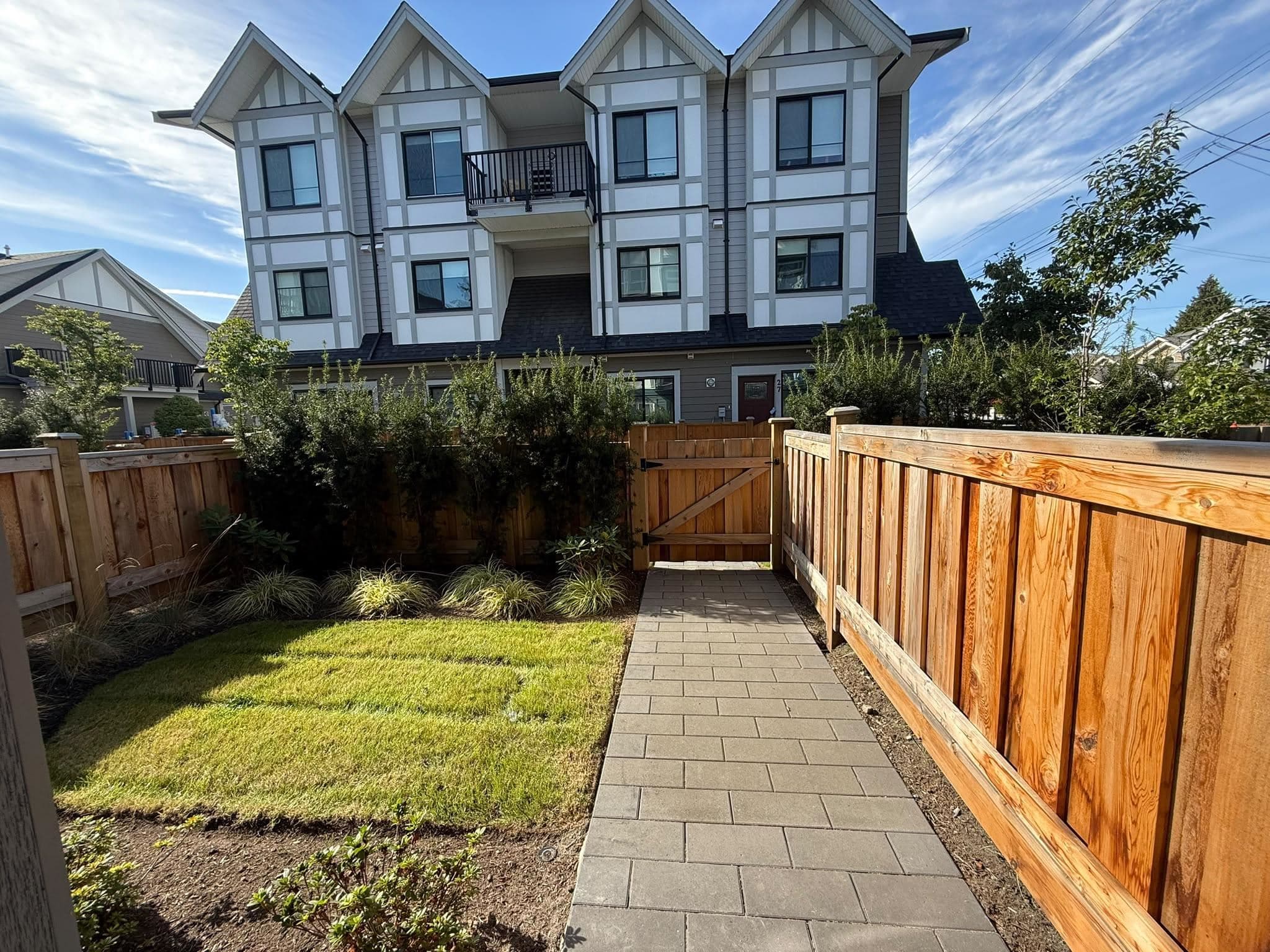 2 - 9800 Williams Road, Richmond