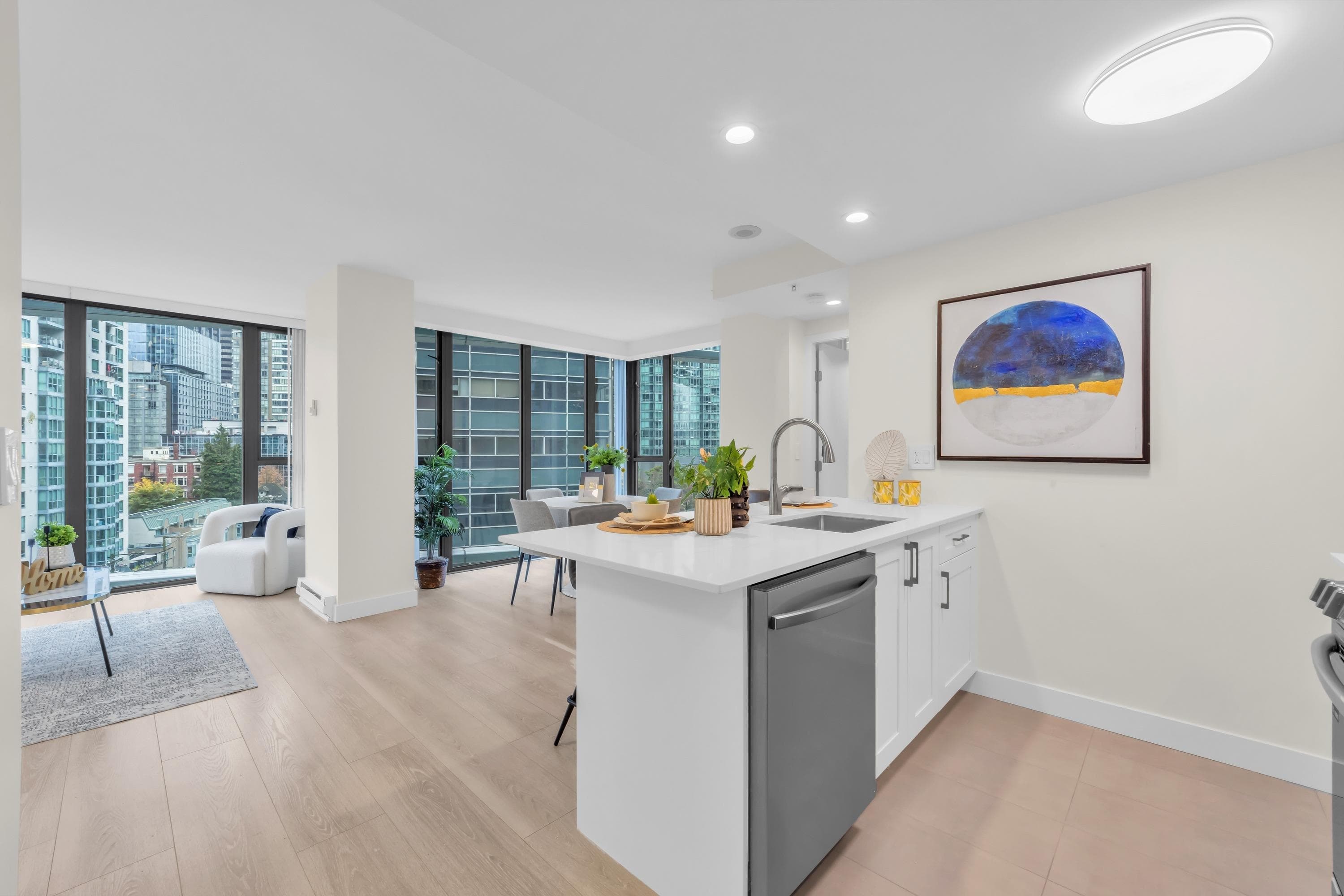 909 - 1331 W Georgia Street, Vancouver