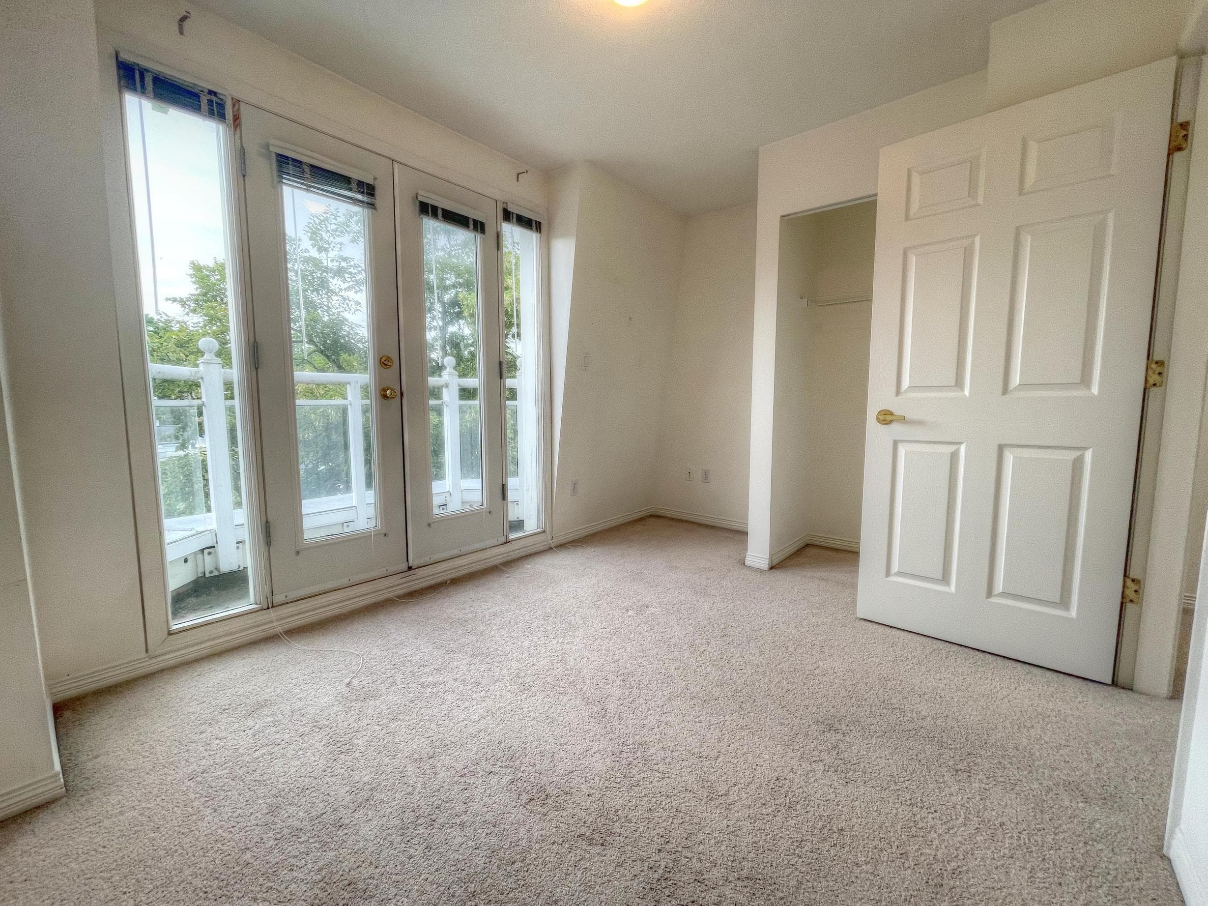 306 - 2545 W Broadway, Vancouver