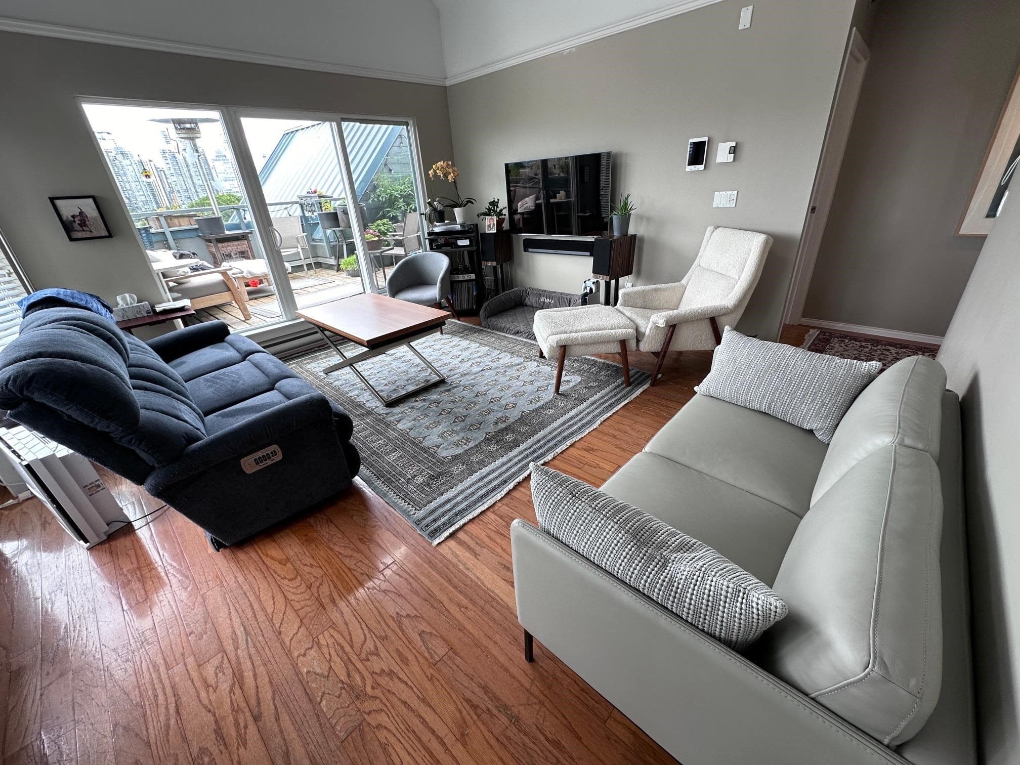 306 - 1345 W 4th Avenue, Vancouver