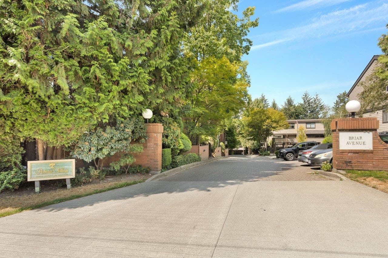 206 - 2140 Briar Avenue, Vancouver