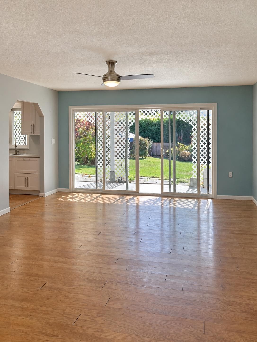 9890 Lyndhurst Street, Burnaby