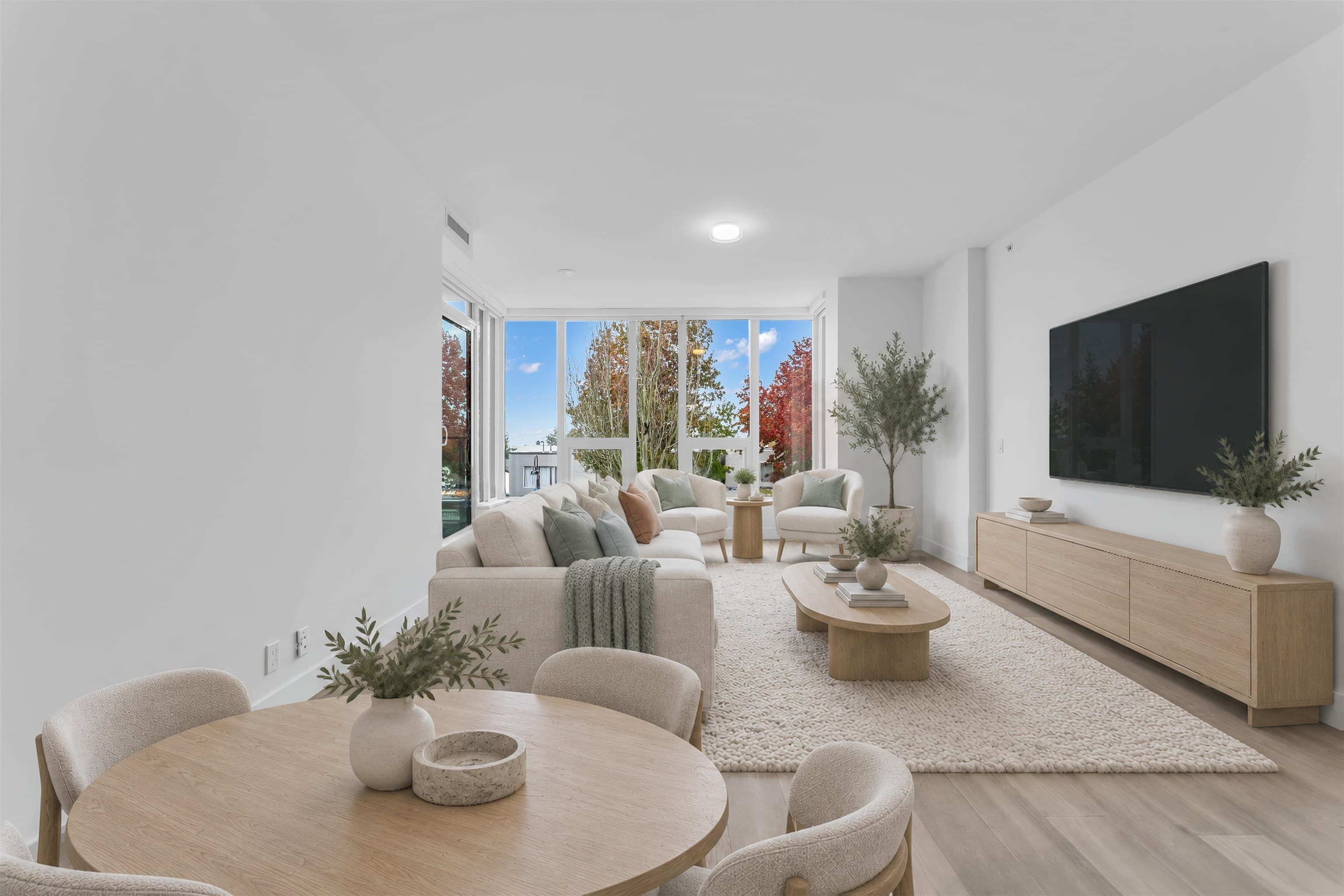211 - 1342 Johnston Road, White Rock