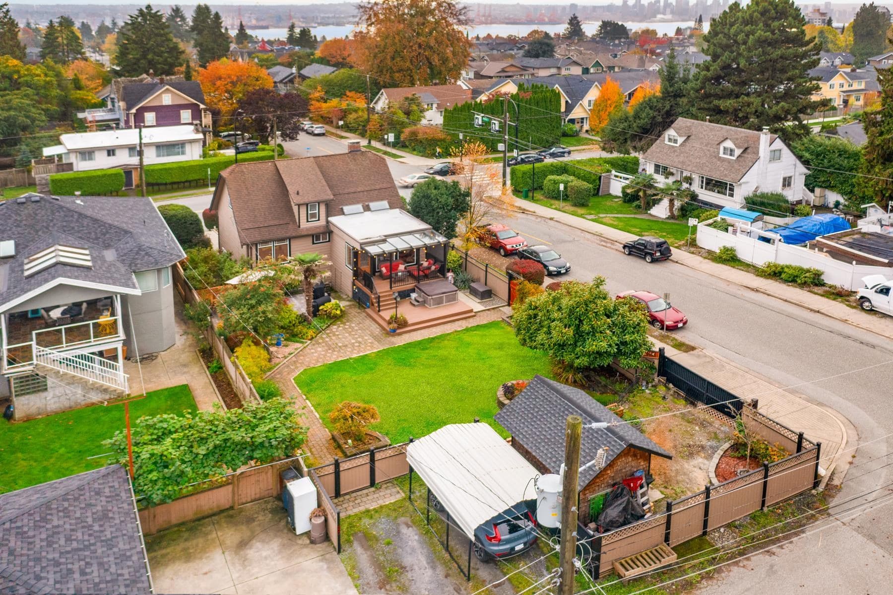 402 E 13th Street, North Vancouver