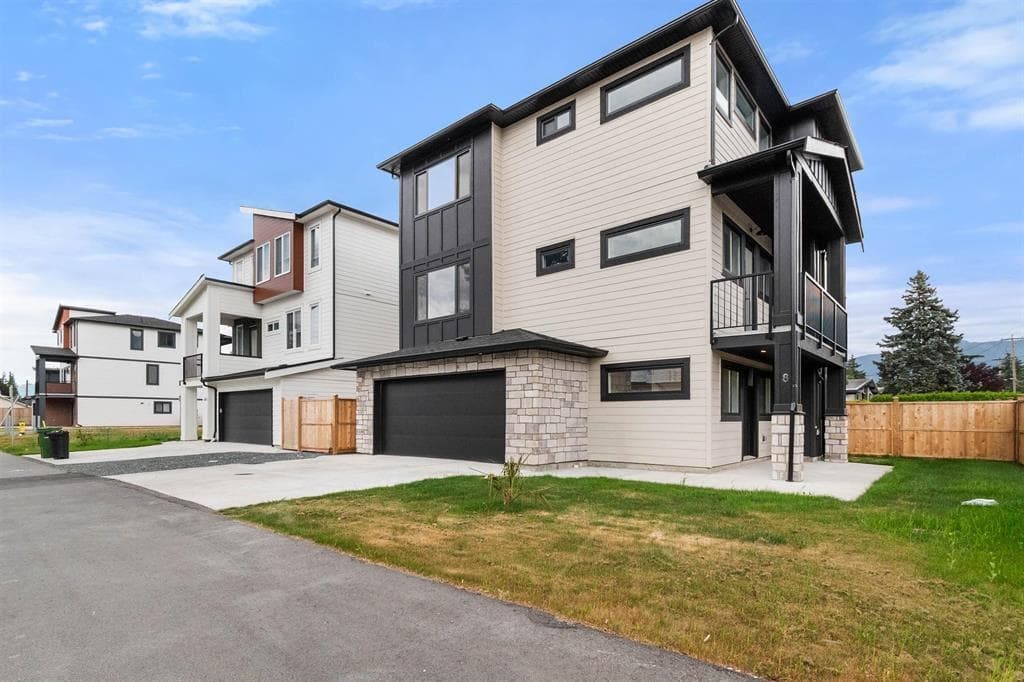 8 - 45141 Watson Road, Chilliwack