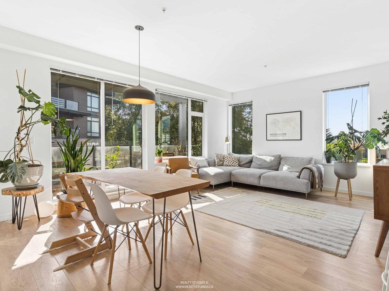 313 - 725 Marine Drive, North Vancouver