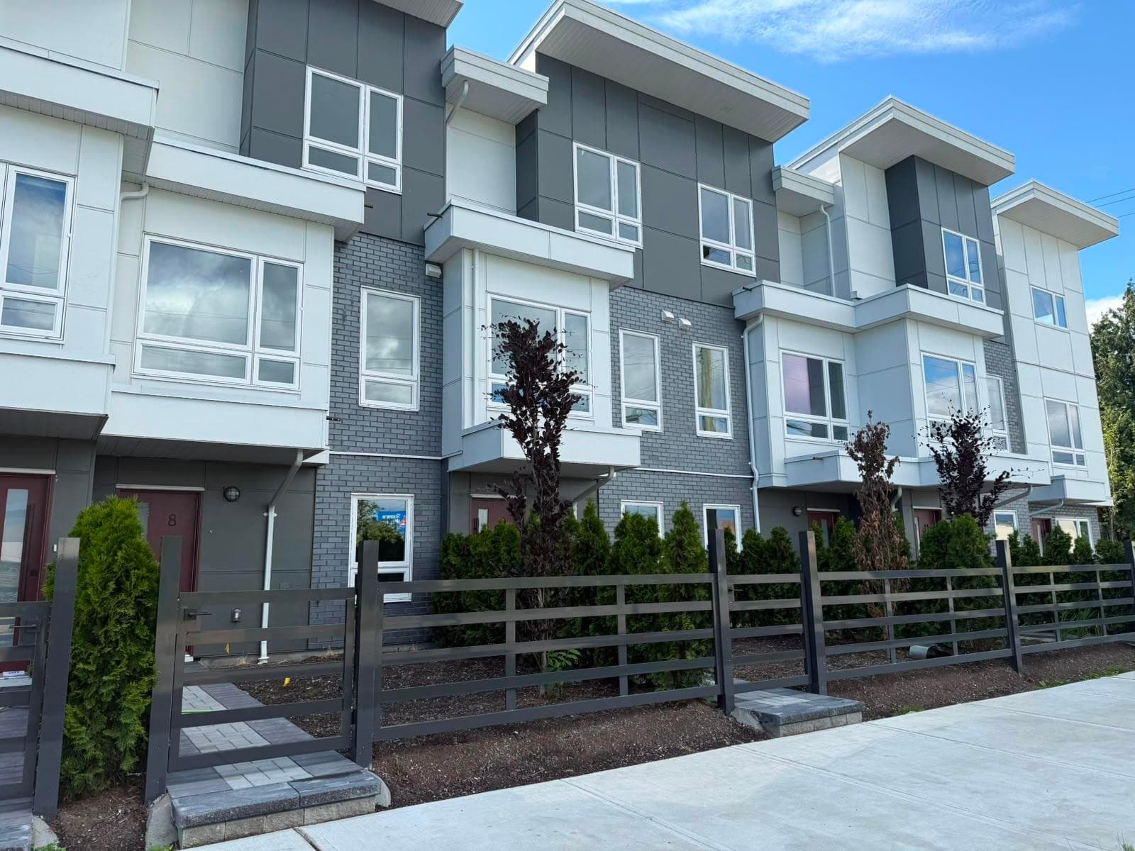 15 - 3033 Shell Road, Richmond