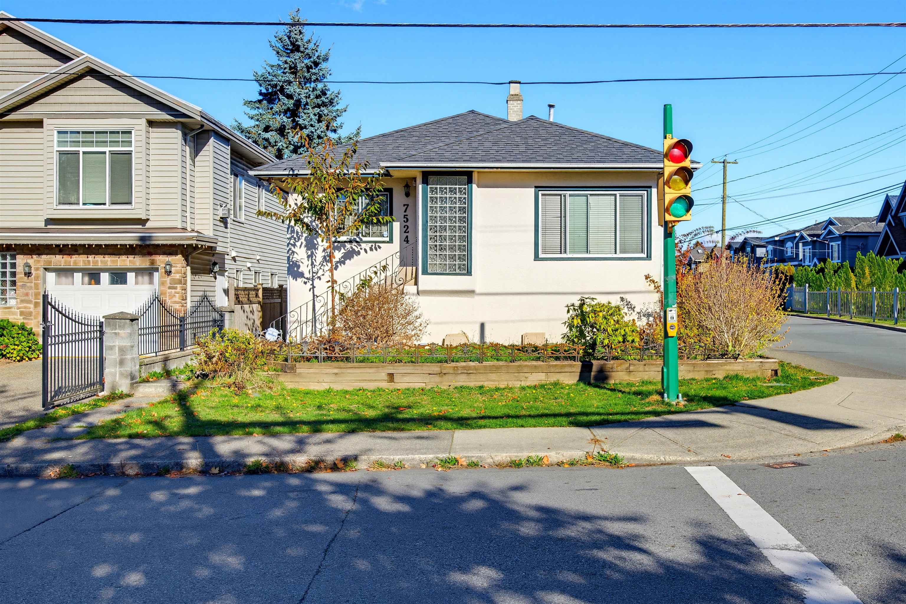 7524 4th Street, Burnaby