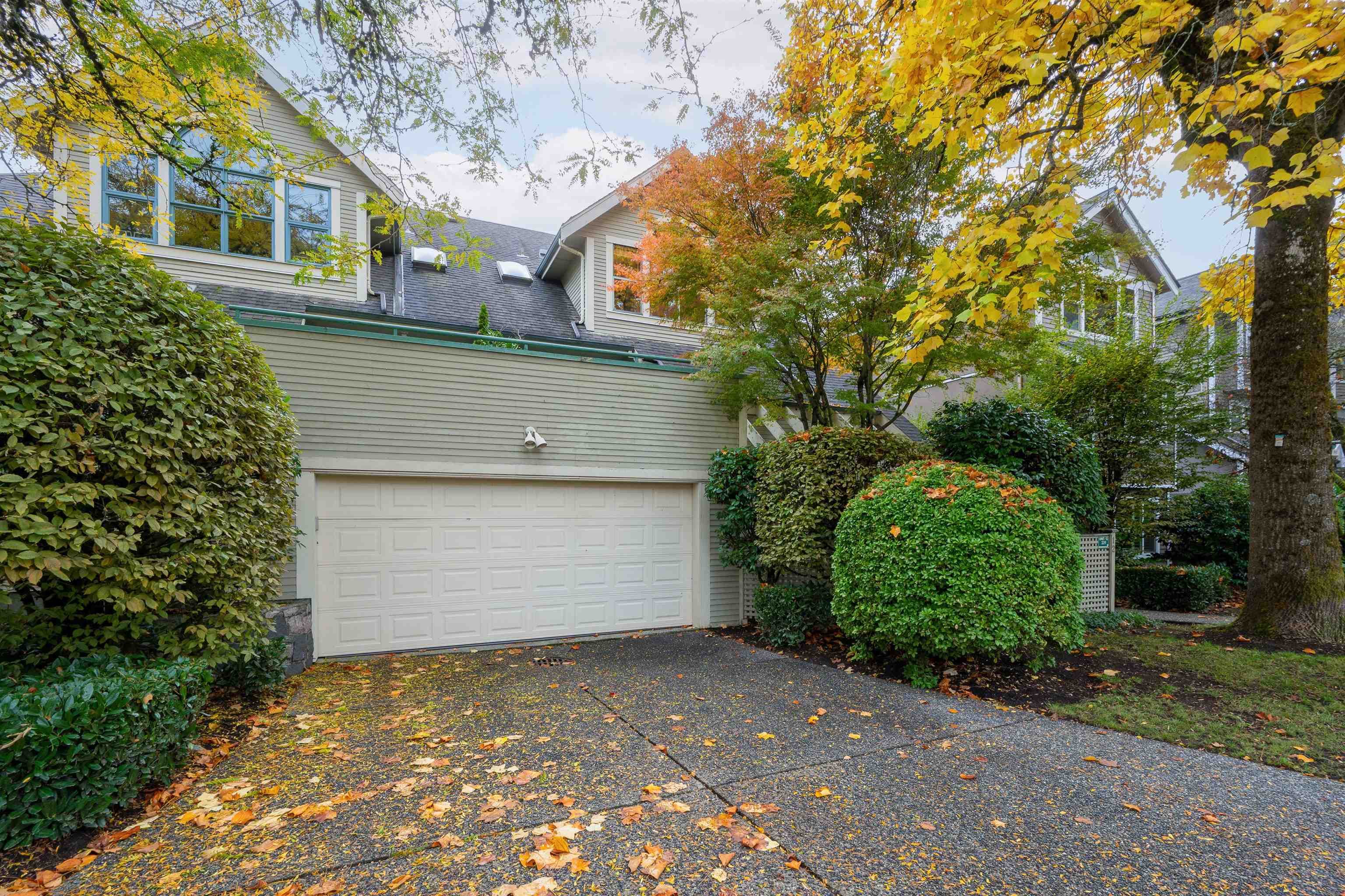 12 - 229 E 8th Street, North Vancouver