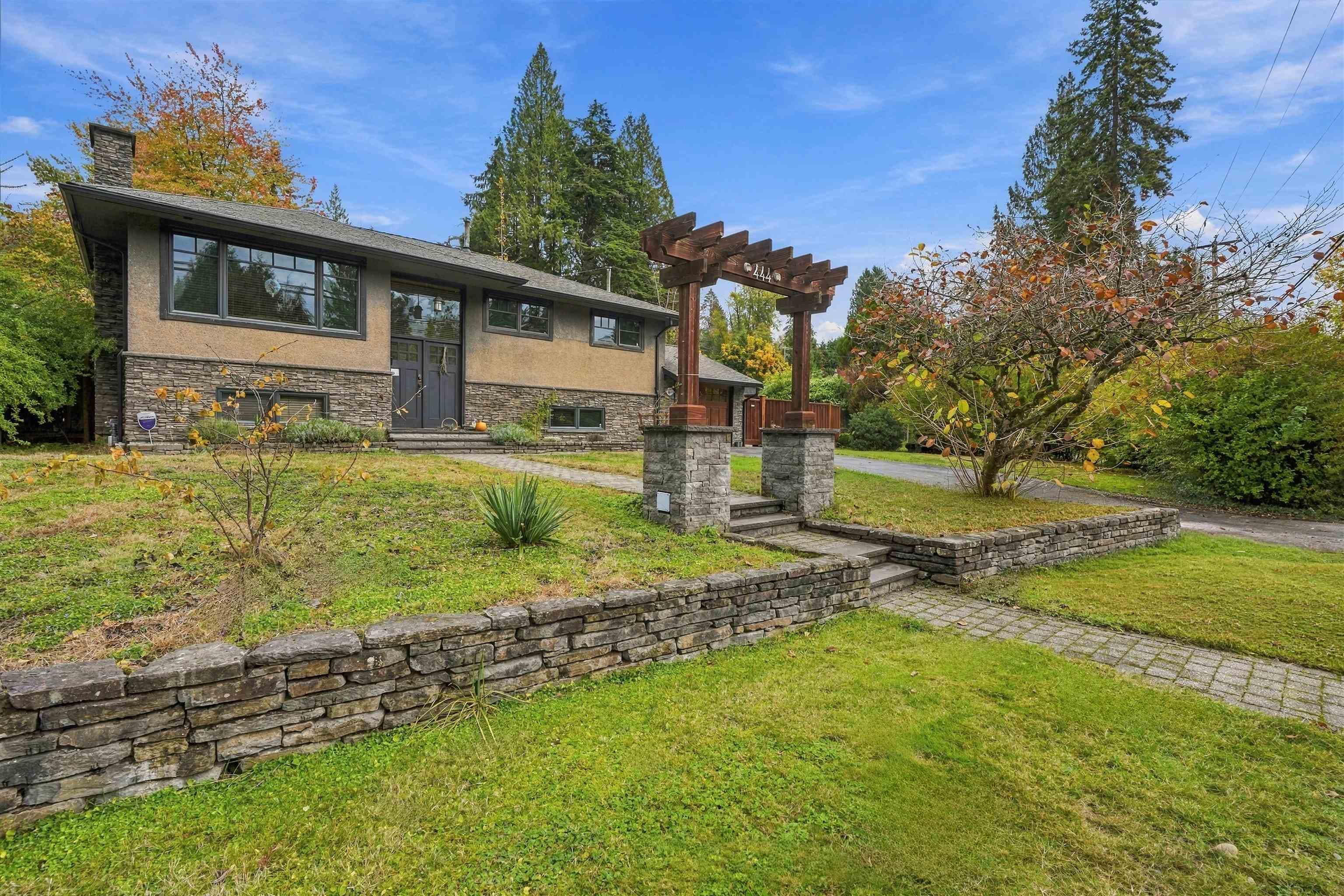 444 Evergreen Place, North Vancouver