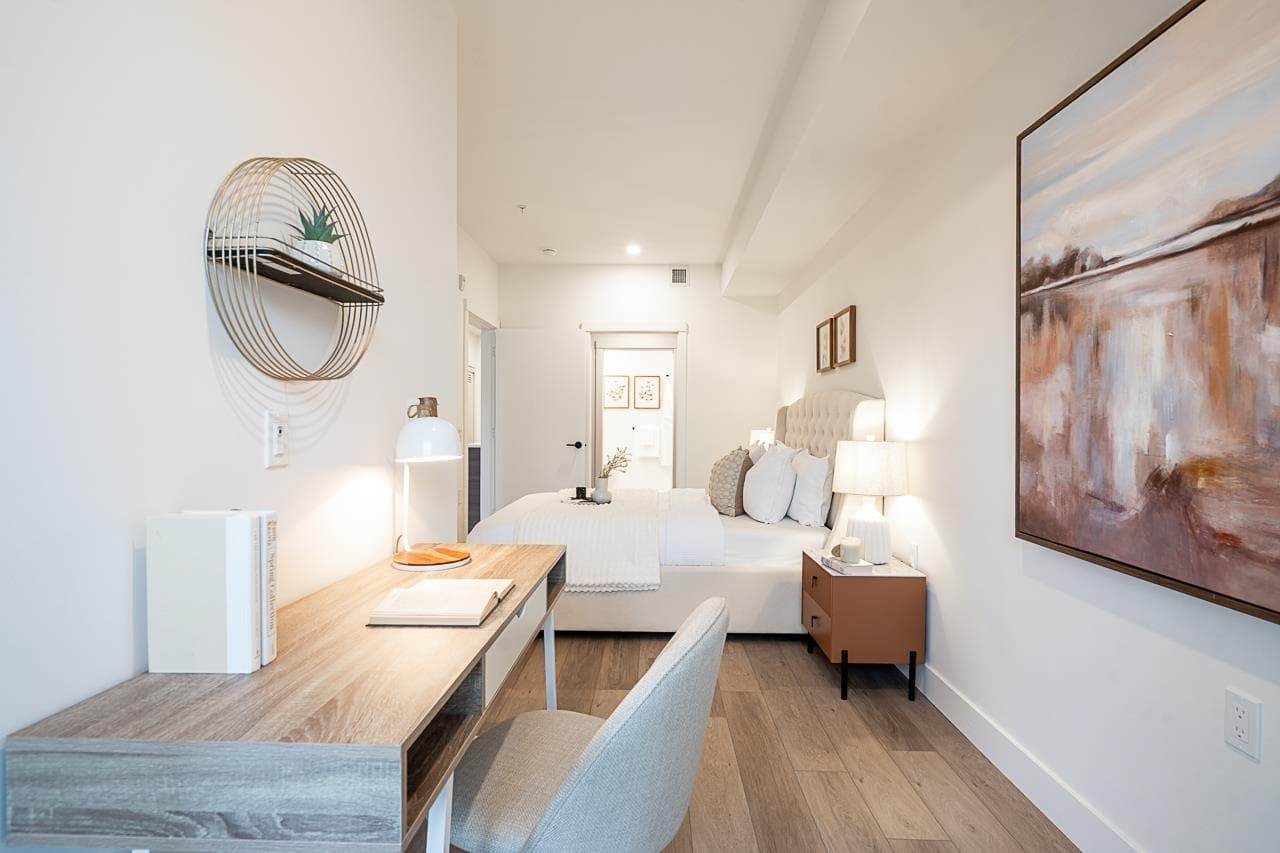 PH10 - 422 Lakewood Drive, Vancouver
