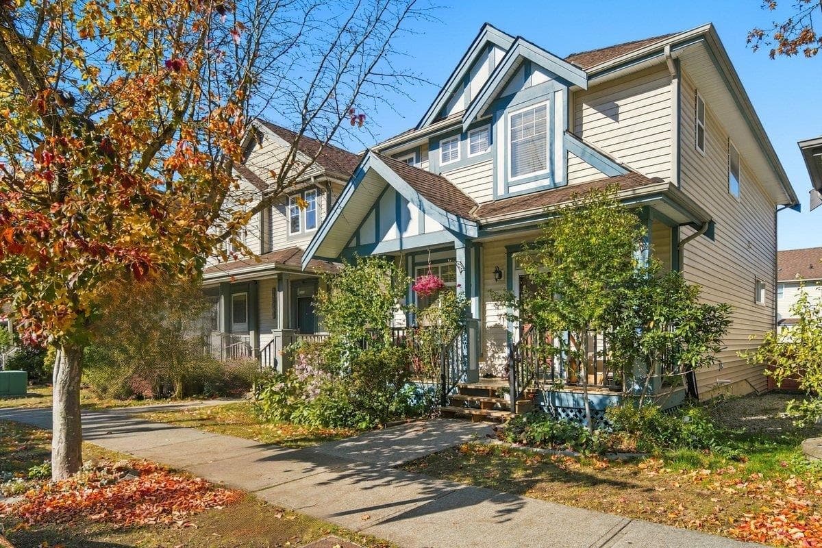 18589 67 Avenue, Surrey