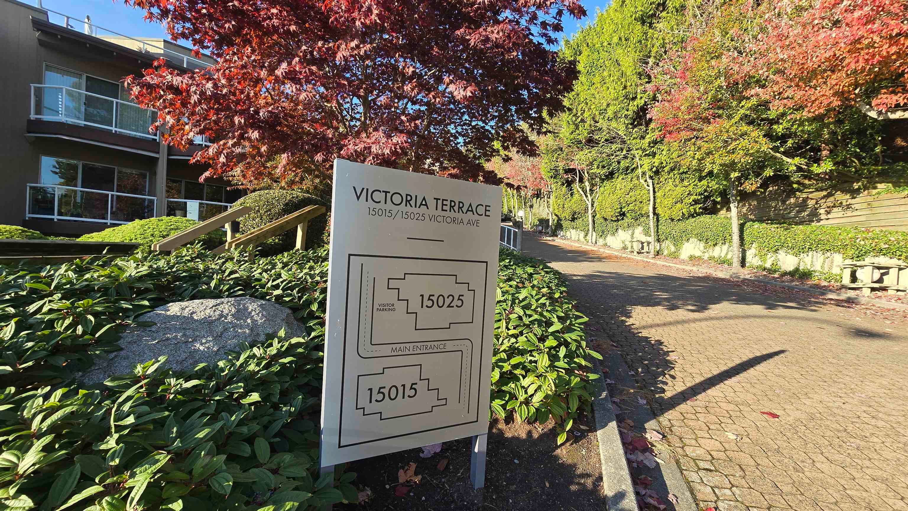 401 - 15025 Victoria Avenue, White Rock