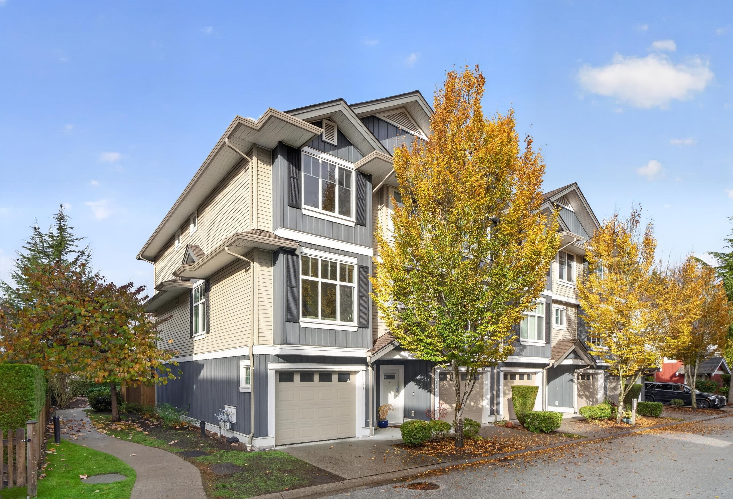 44 - 6956 193 Street, Surrey