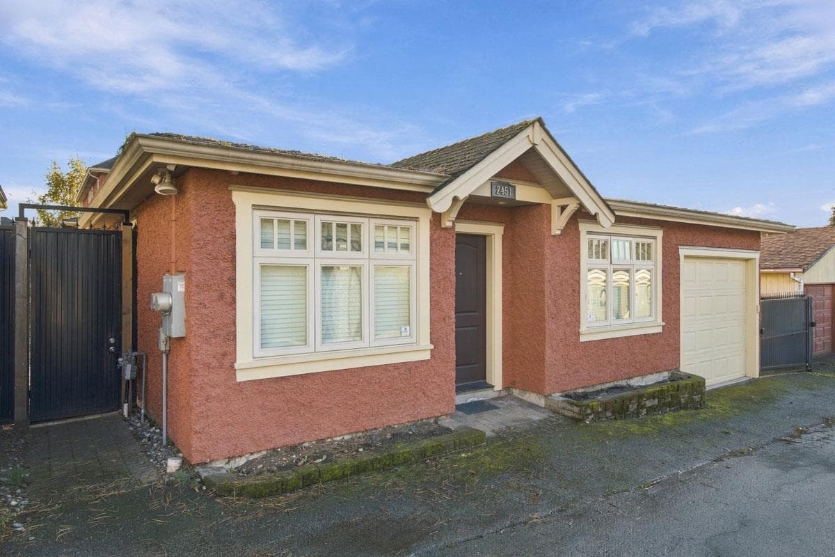 2451 W 18th Avenue, Vancouver