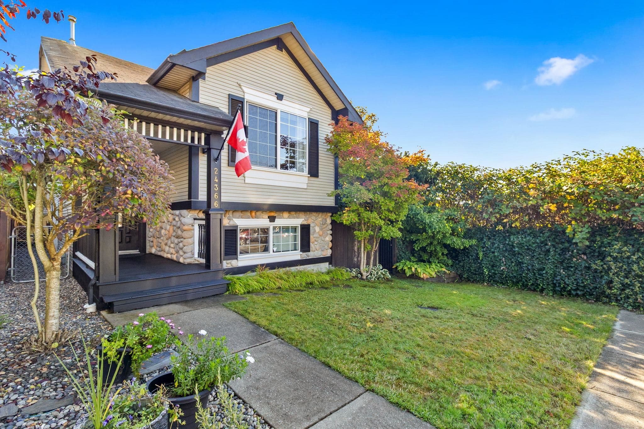 24366 102 Avenue, Maple Ridge
