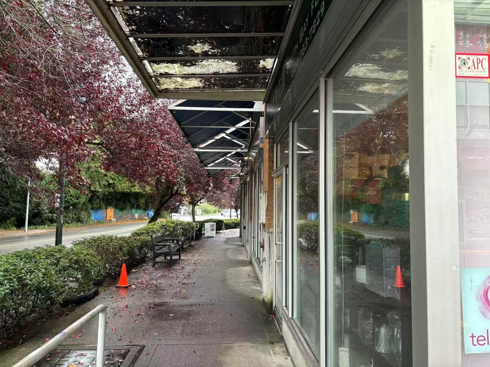 2040 4580 NO. 3 ROAD — photo 1