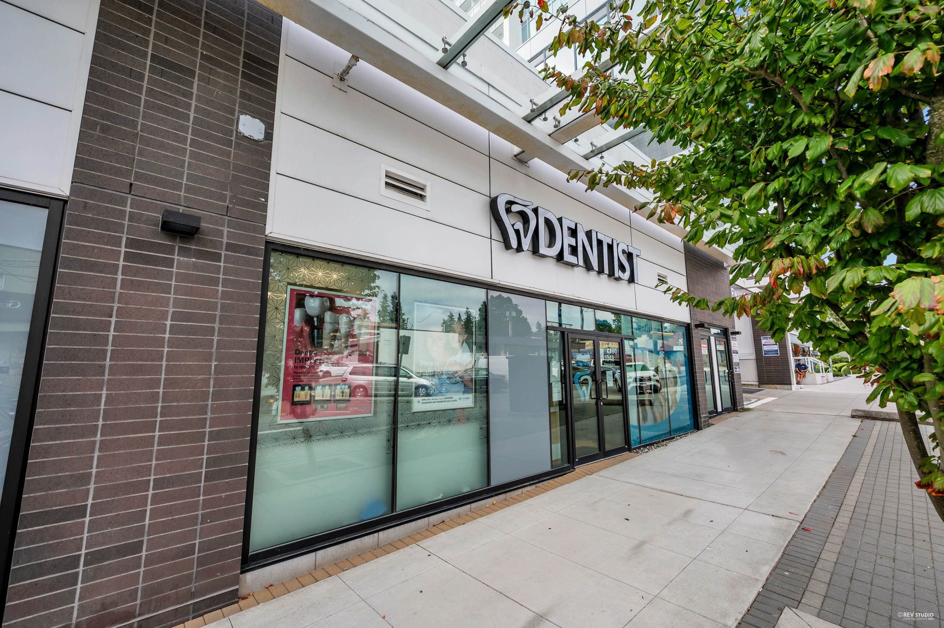 102 1048 RIDGEWAY AVENUE — photo 3