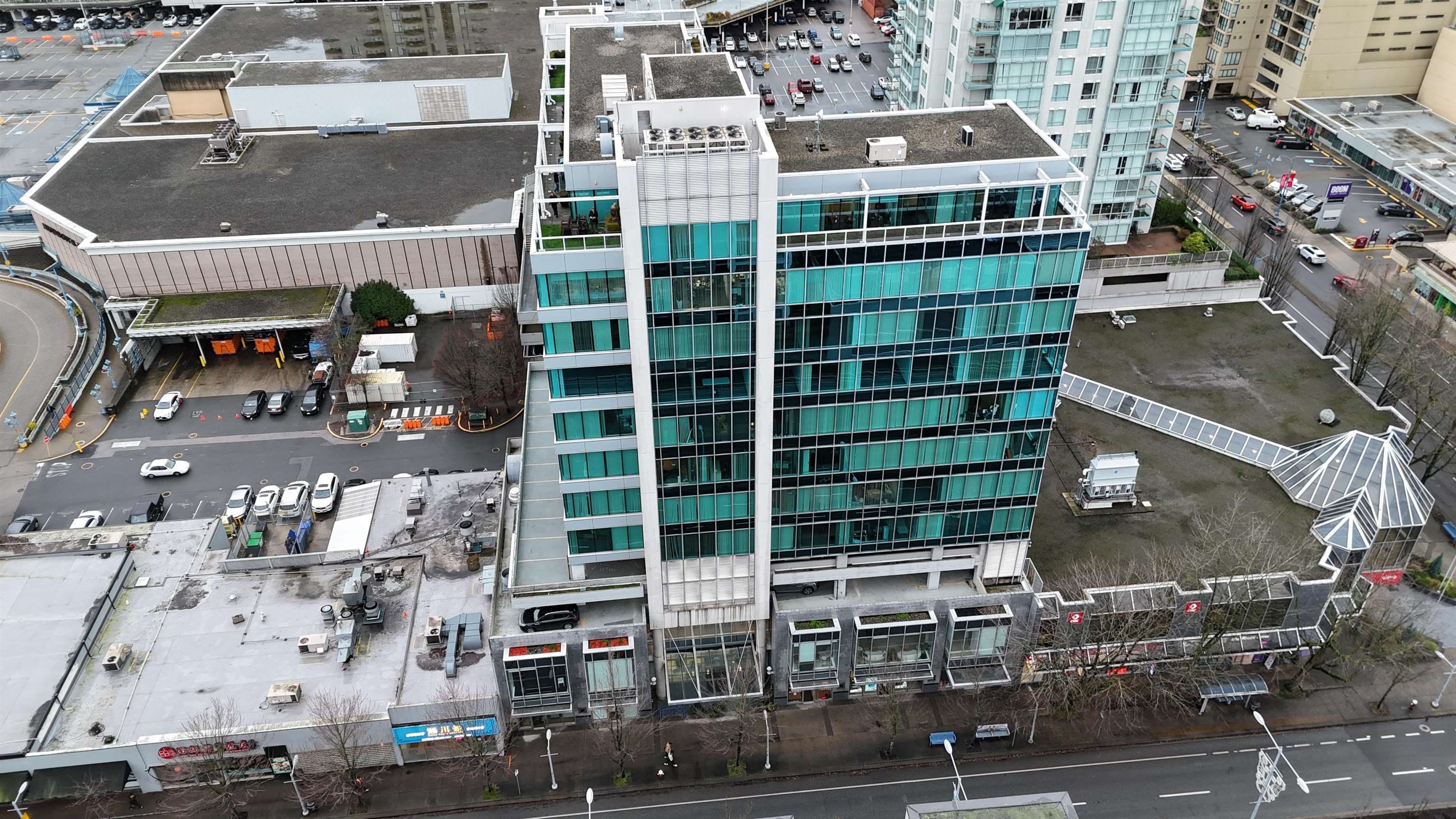 1500 6081 NO. 3 ROAD — photo 1