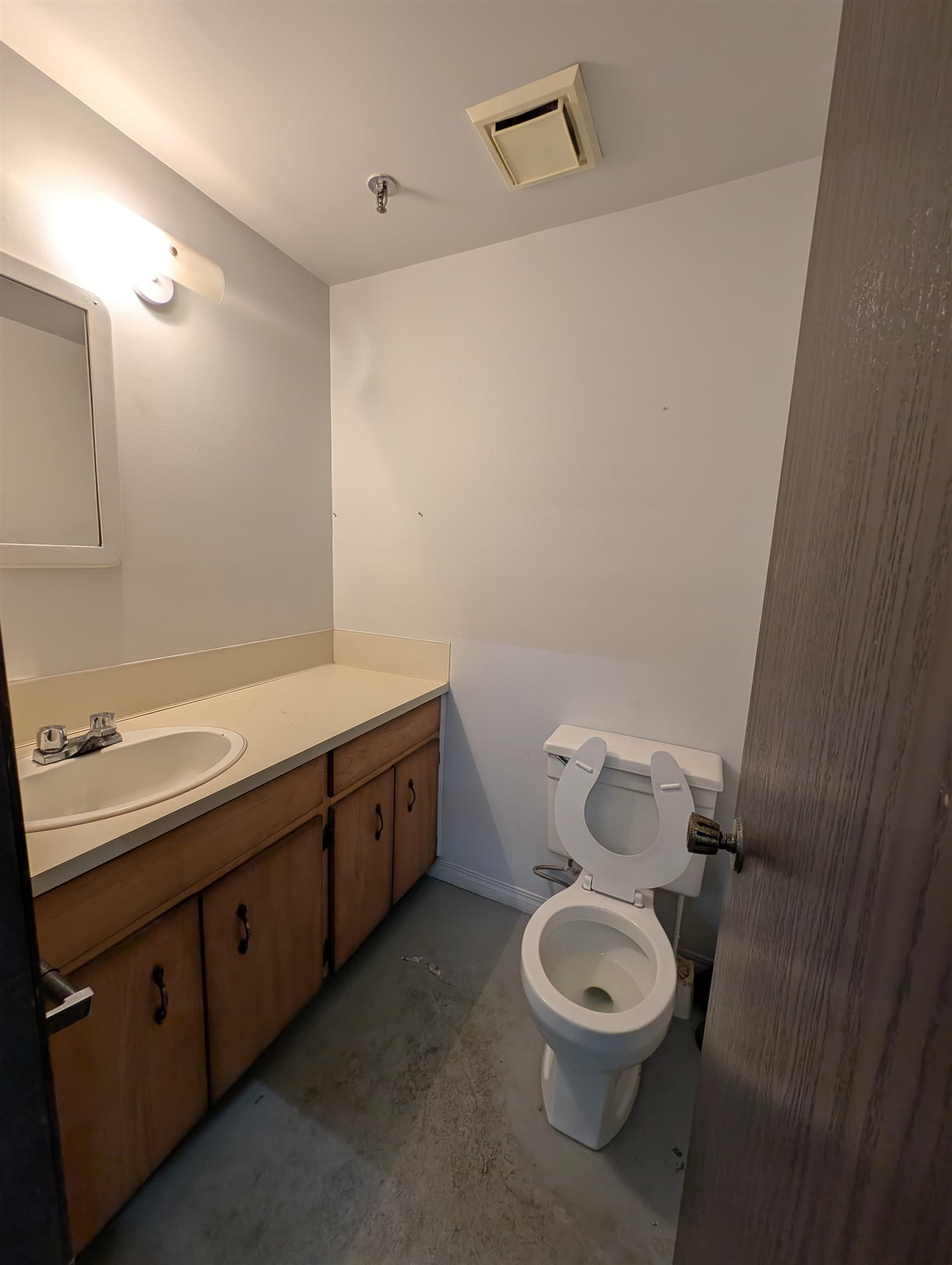 7 4751 SHELL ROAD — photo 3