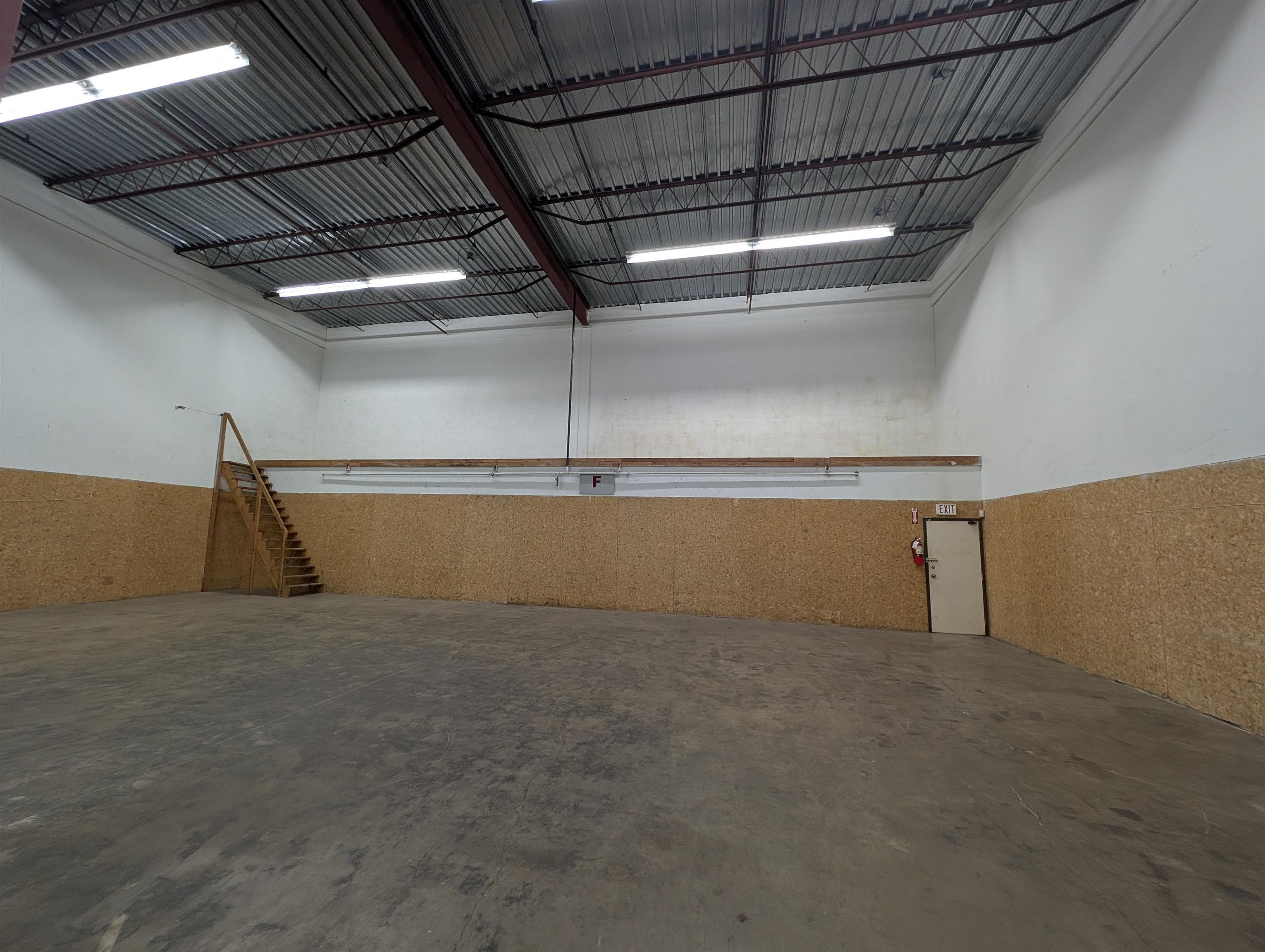 7 4751 SHELL ROAD — photo 1