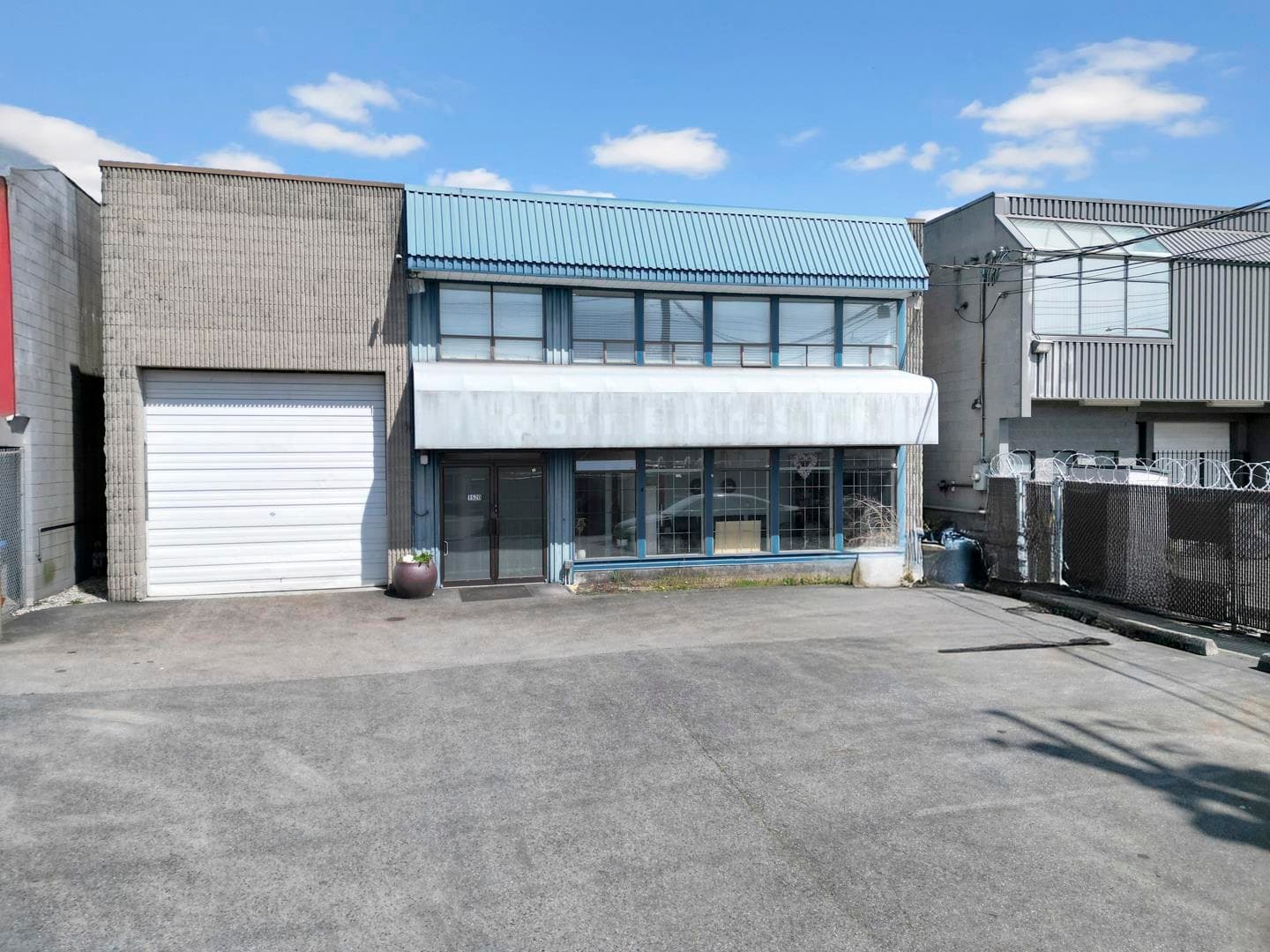 1520 RICHMOND STREET — photo 1