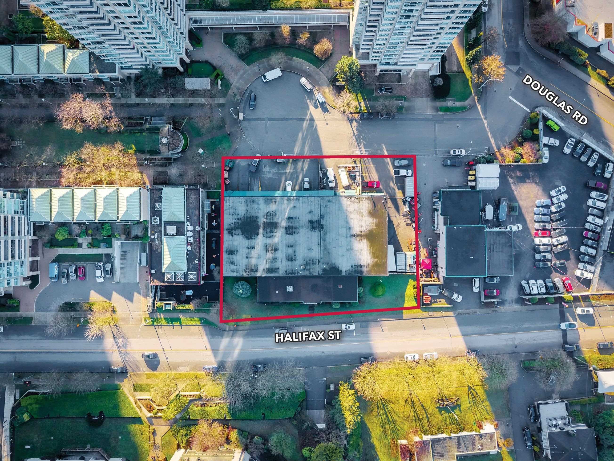 4330 HALIFAX STREET — photo 1