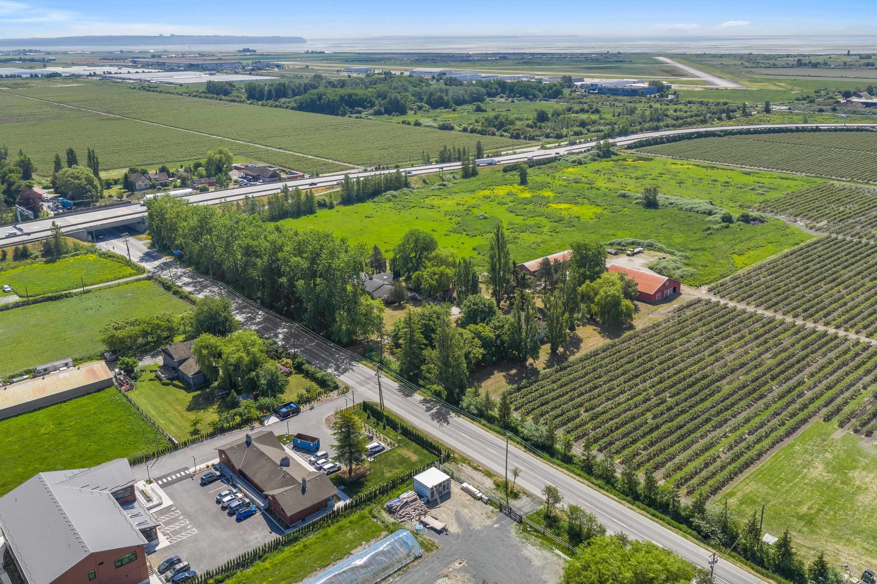 7064 LADNER TRUNK ROAD — photo 1