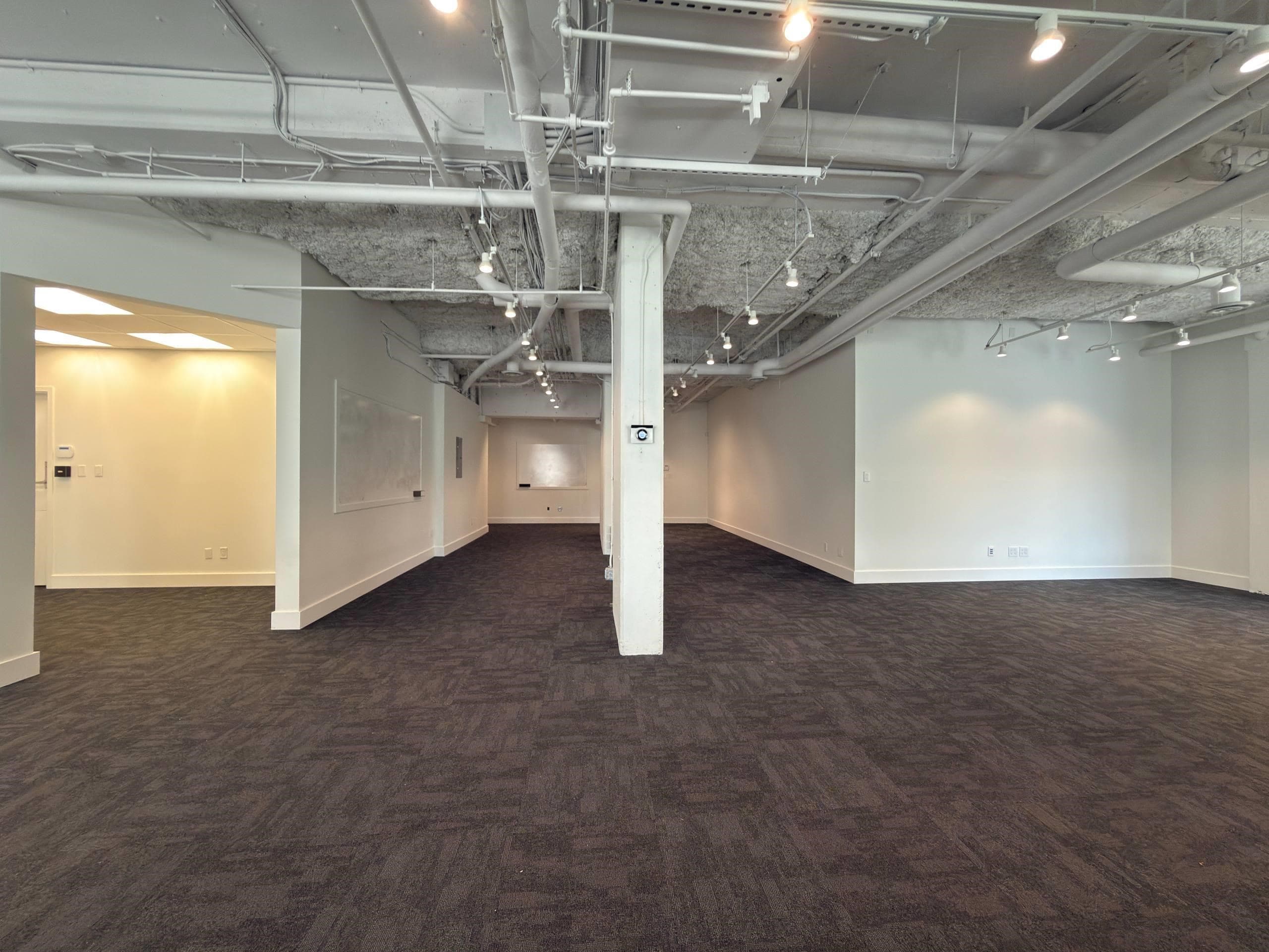 202 128 W 6TH AVENUE — photo 4