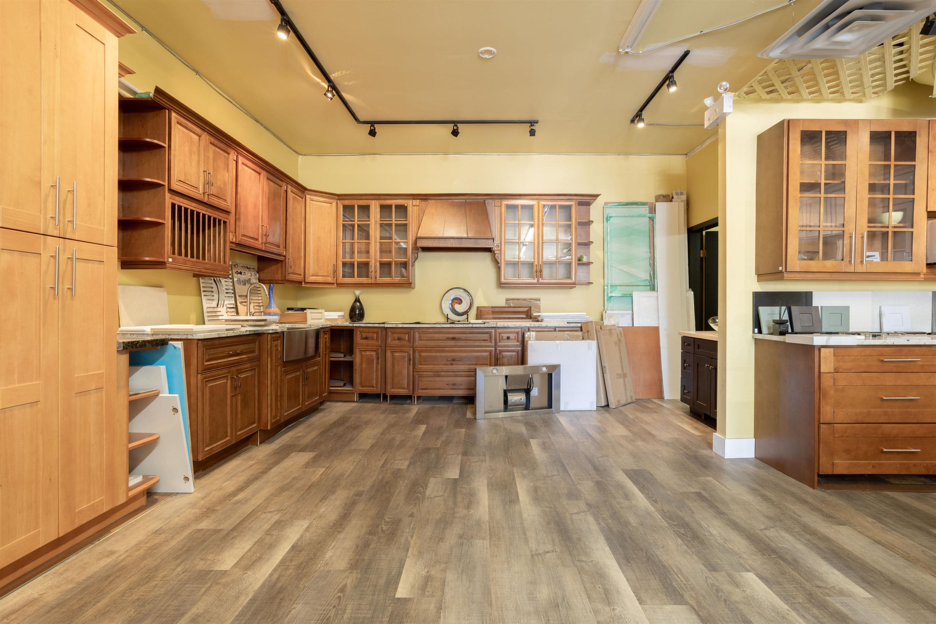 15585 24 AVENUE, Surrey