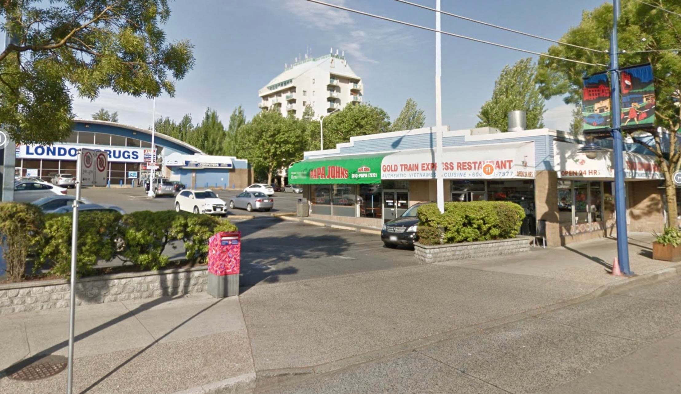 230 3340 KINGSWAY, Vancouver
