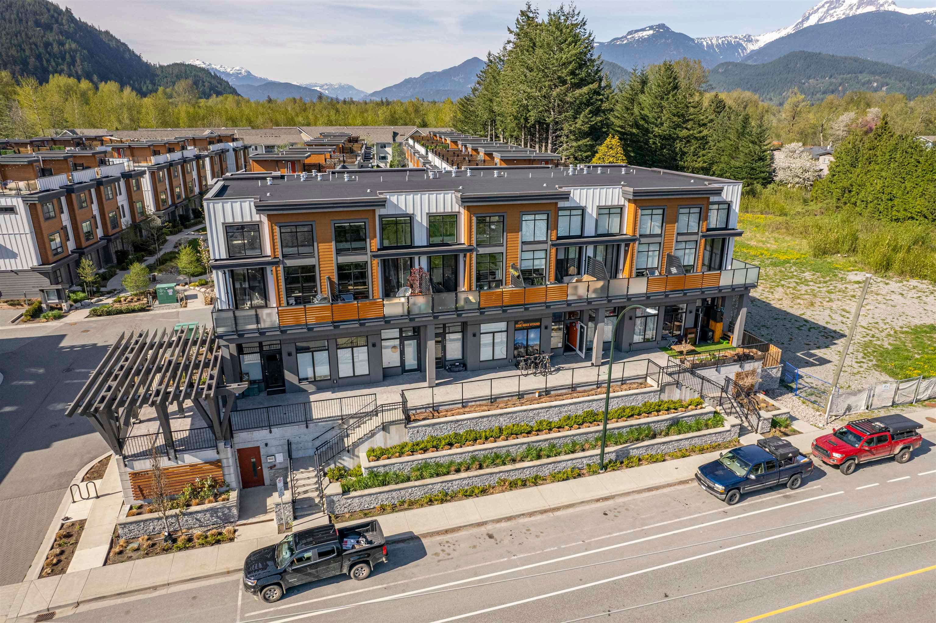 104 39767 GOVERNMENT ROAD, Squamish