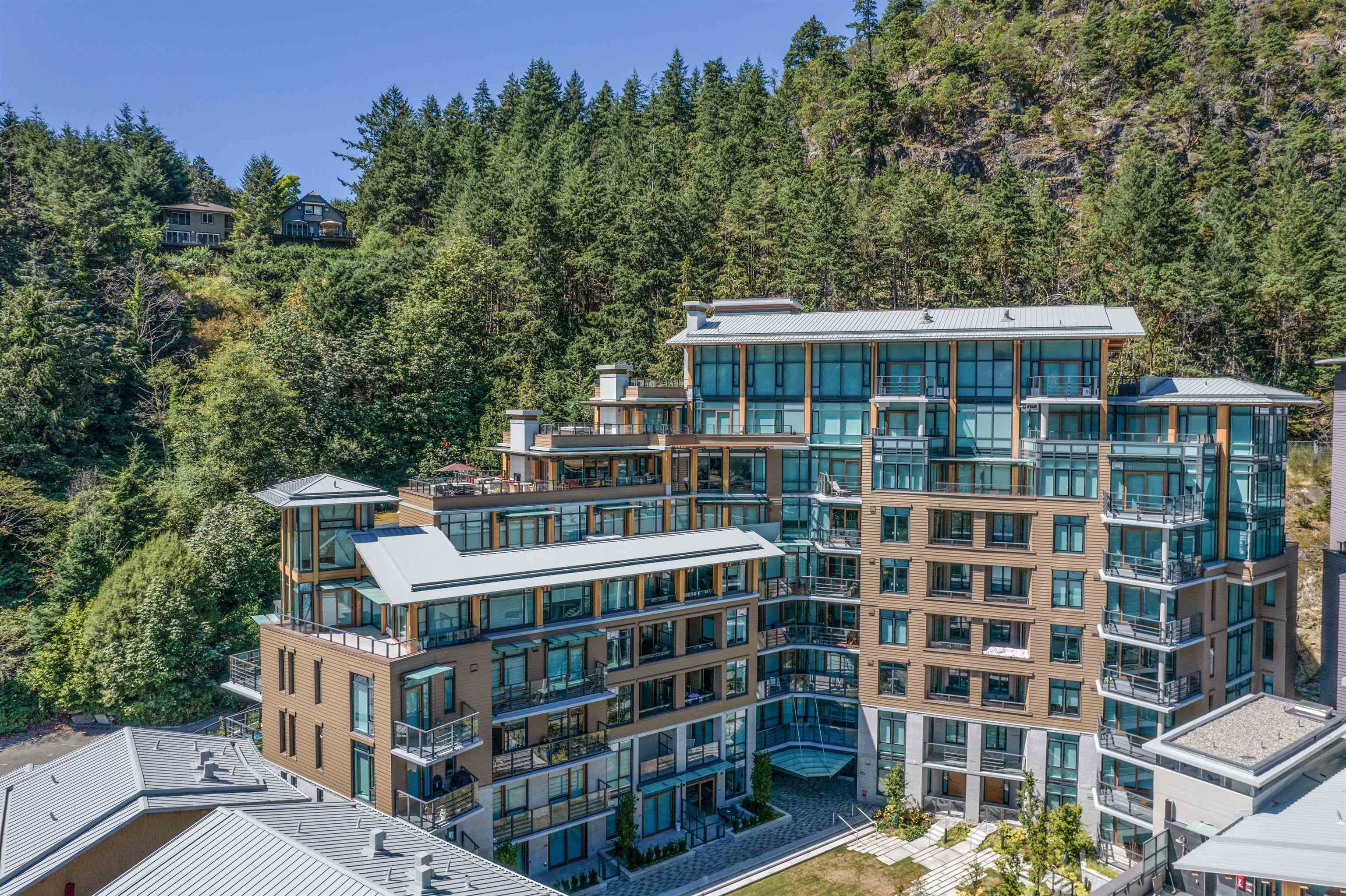 409 - 6687 Nelson Avenue, West Vancouver, V7W 2B2 — photo 1