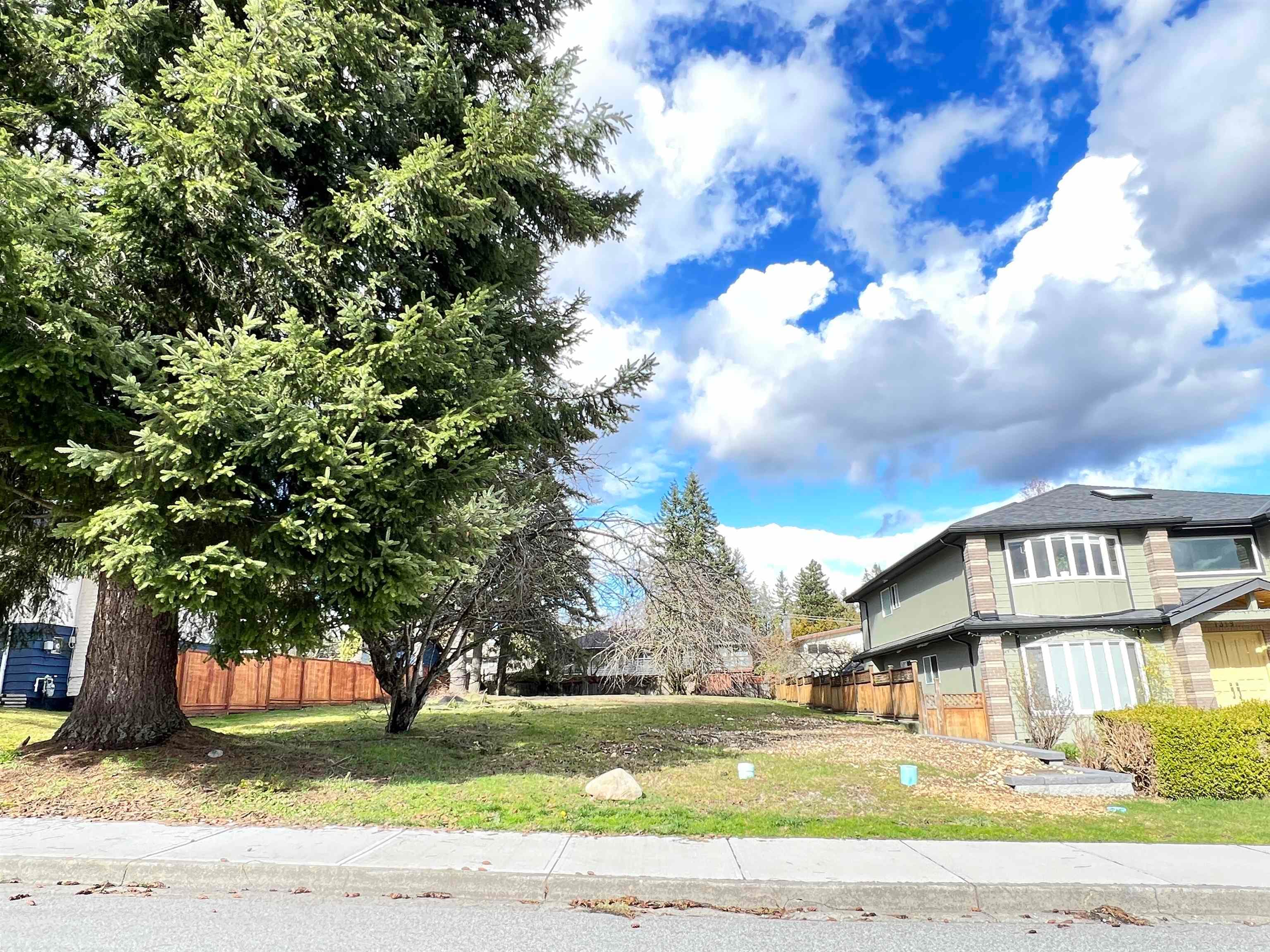 1317 Ross Avenue, Coquitlam
