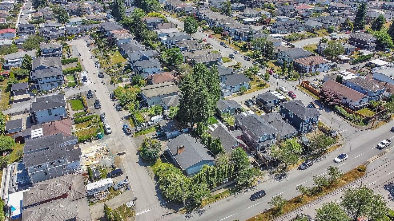 3727 Price Street, Burnaby, V5G 2K9 — photo 4