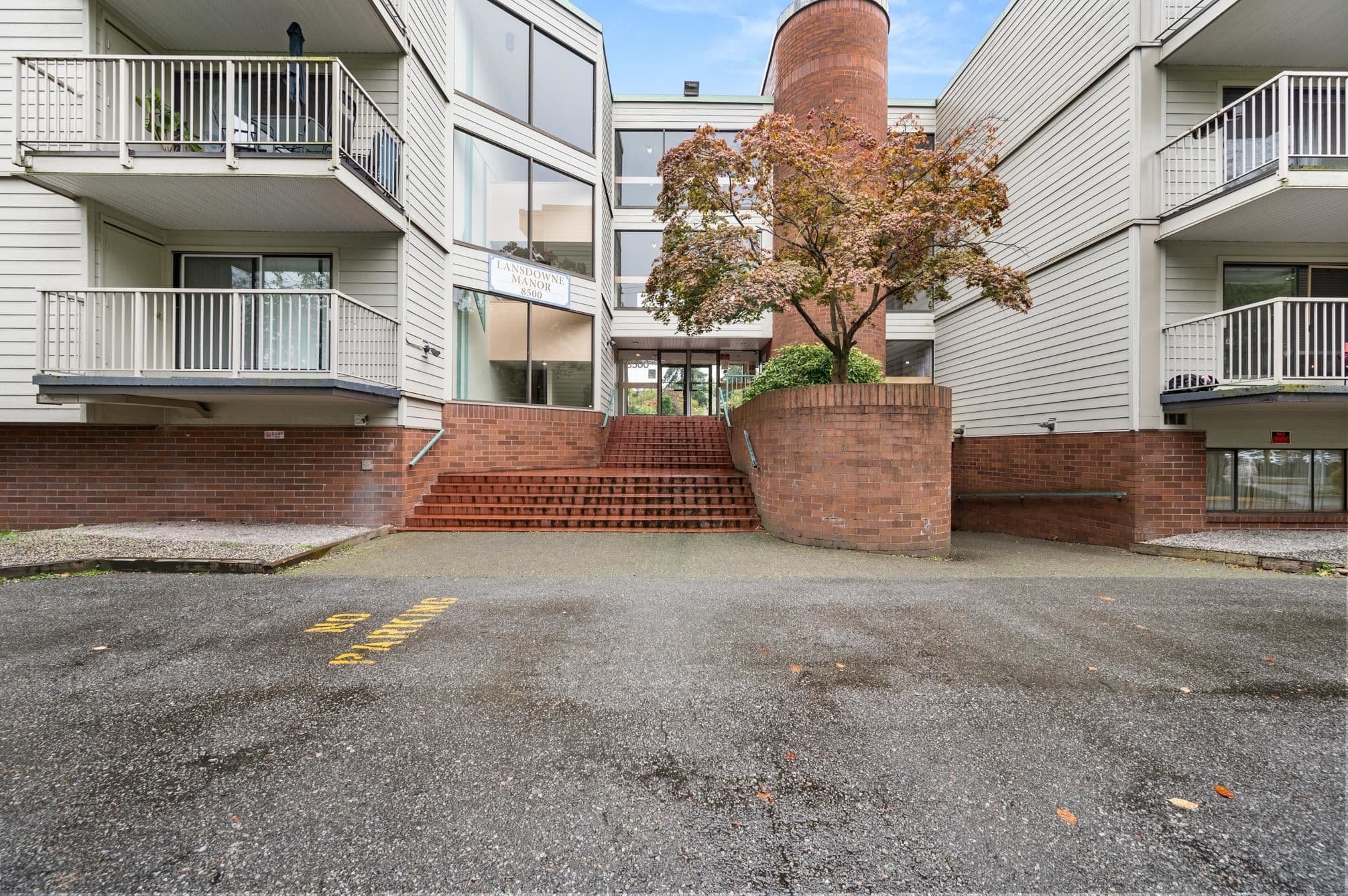 301 - 8500 Lansdowne Road, Richmond, V6X 3G4 — photo 5