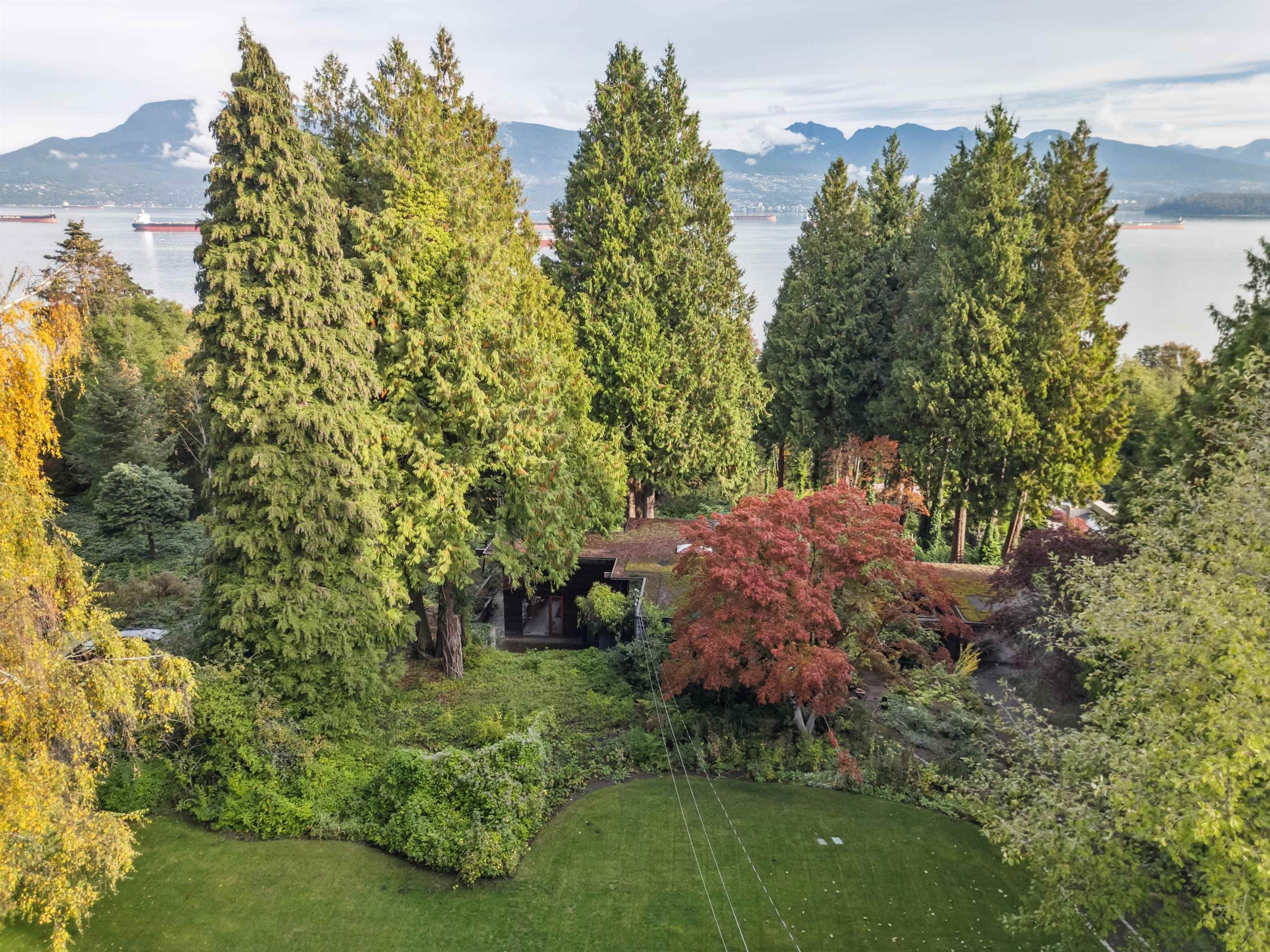 4755 Belmont Avenue, Vancouver