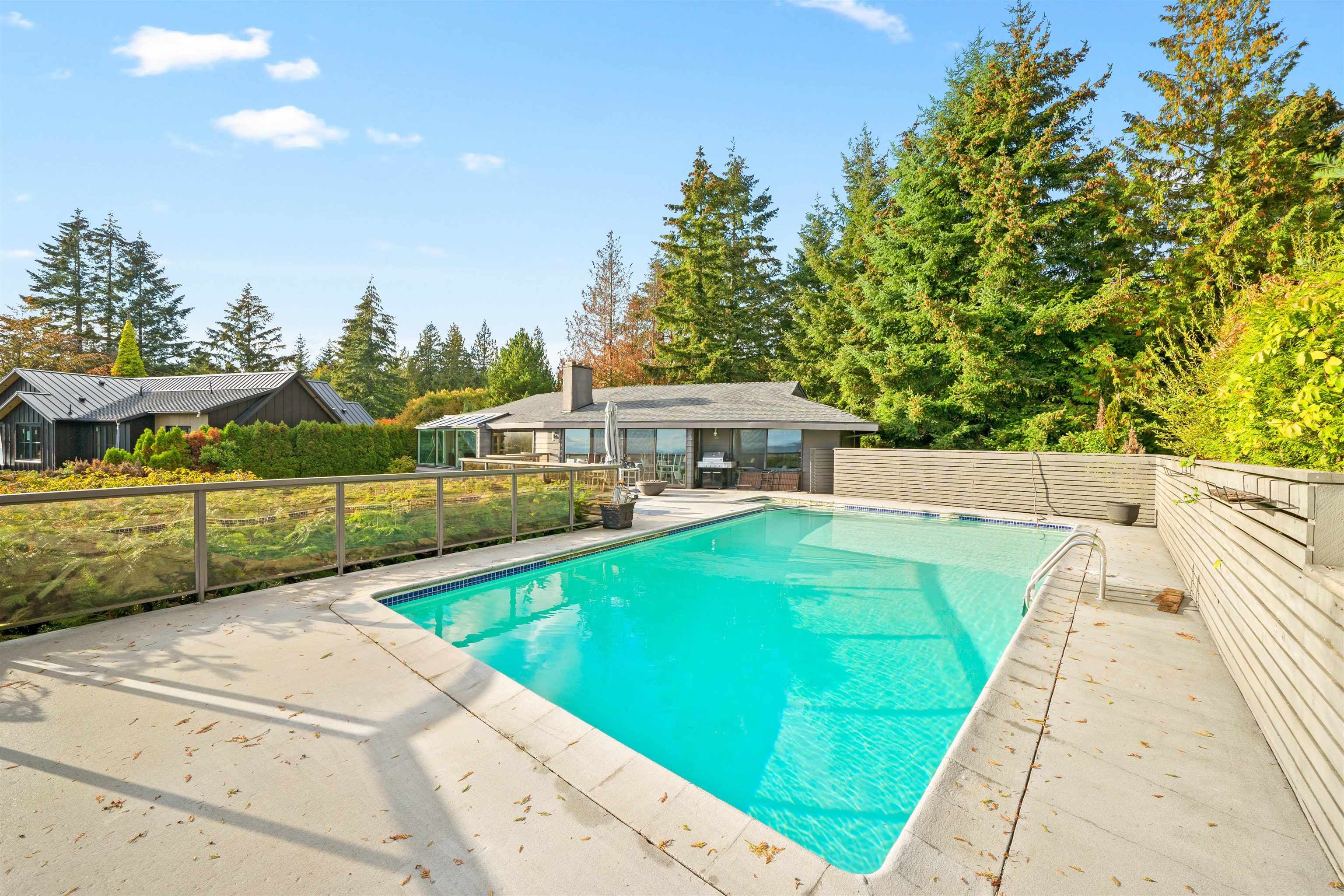 4579 Woodgreen Court, West Vancouver, V7S 2V8 — photo 5