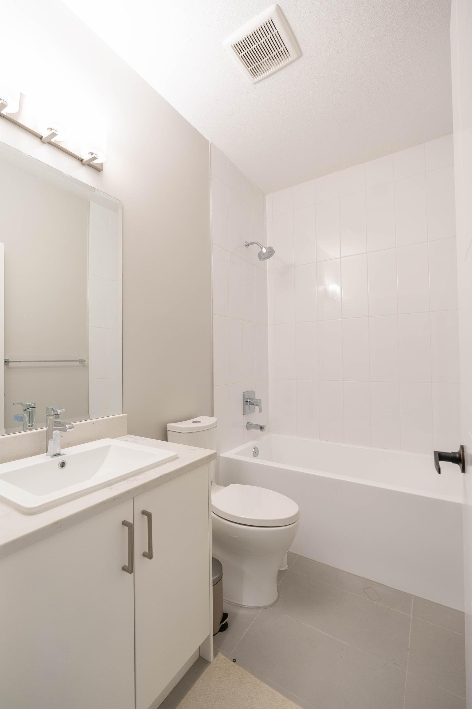 114 - 3525 Chandler Street, Coquitlam, V3E 0L9 — photo 2