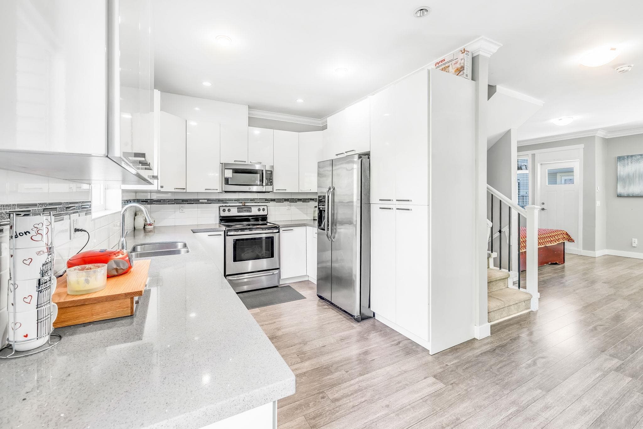 3 - 12091 70 Avenue, Surrey, V3W 1A6 — photo 1