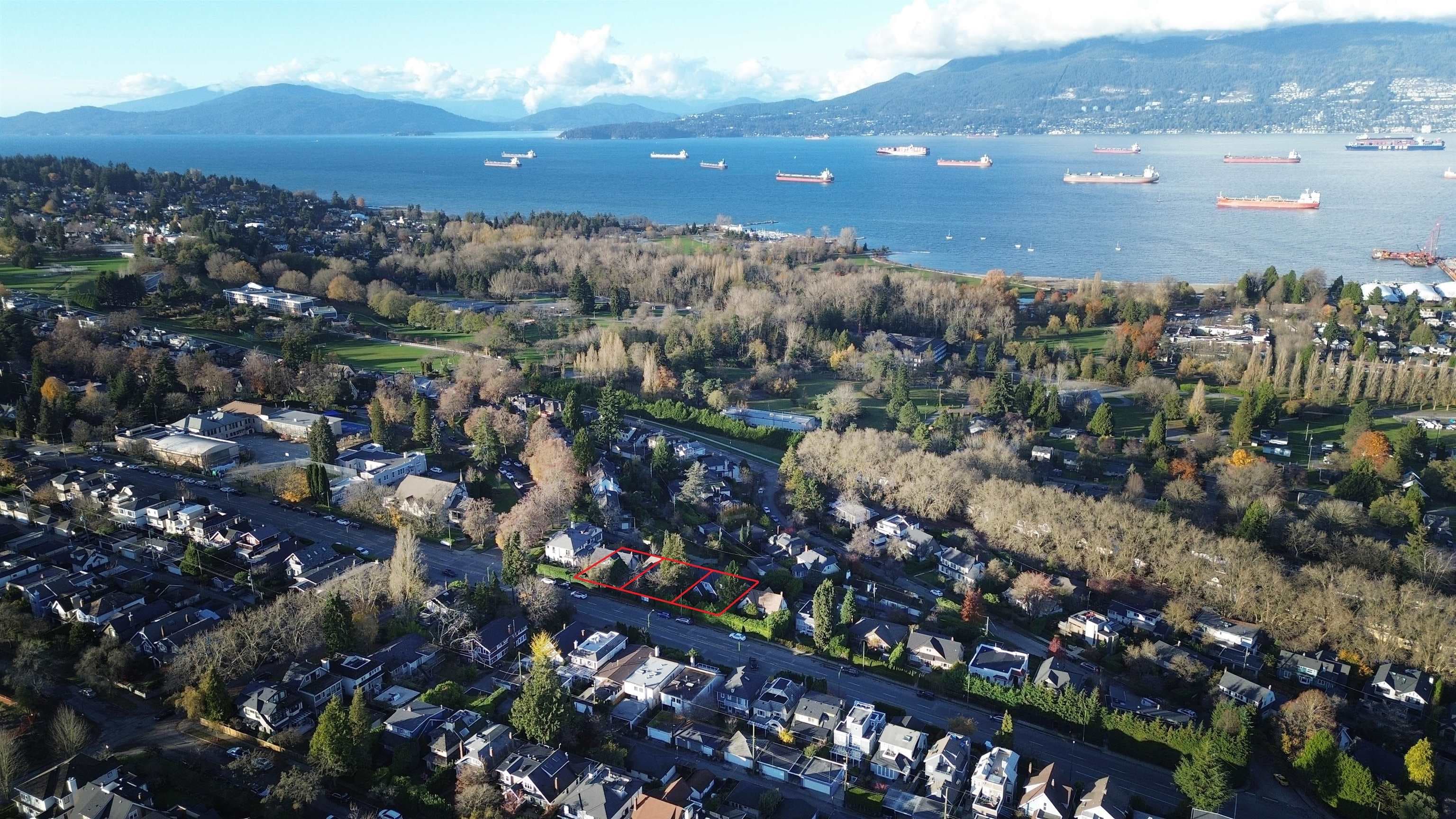 3983 W 10th Avenue, Vancouver, V6R 2G9 — photo 2
