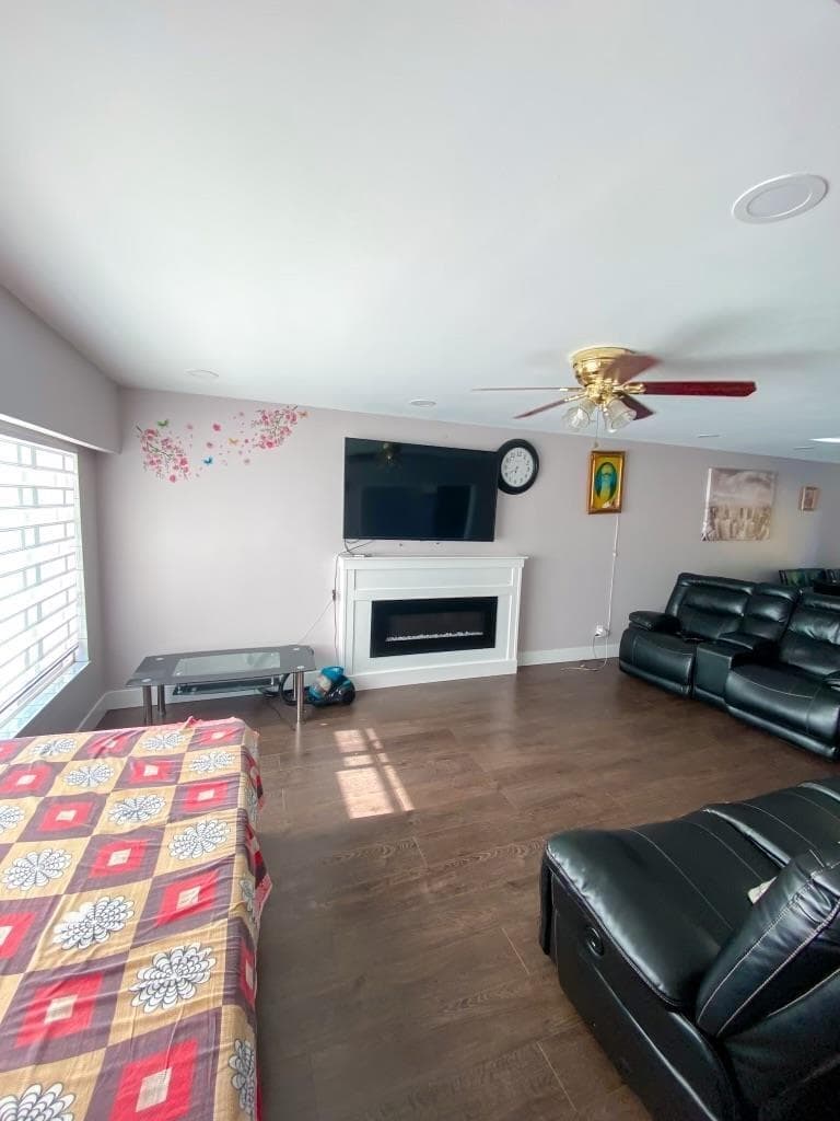 9864 128 Street, Surrey, V3T 2Y6 — photo 4