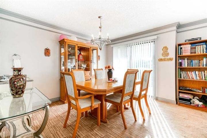 10428 128 Street, Surrey, V3T 5J1 — photo 4