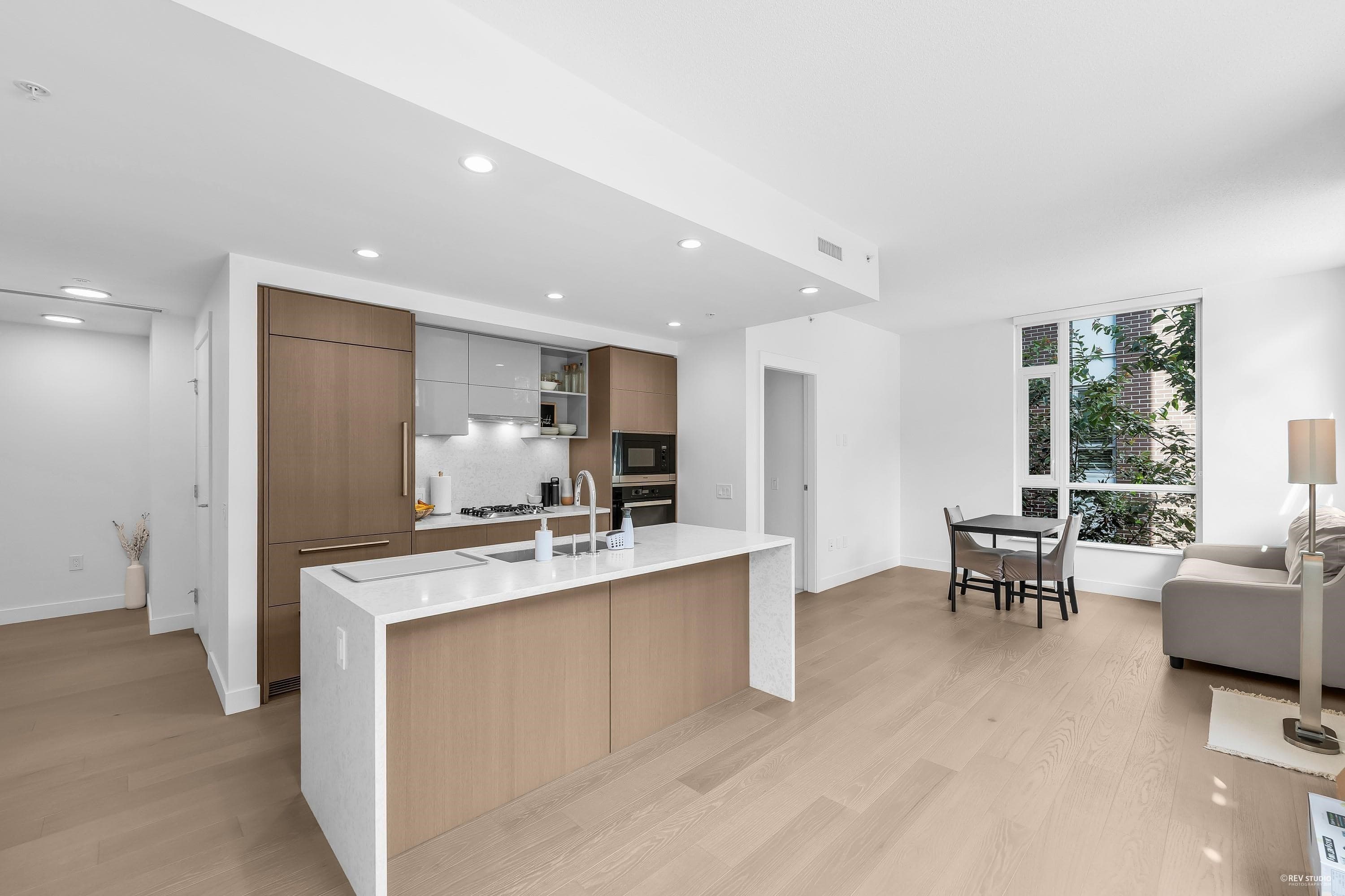 210 - 469 W King Edward Avenue, Vancouver, V5Y 2J3 — photo 1
